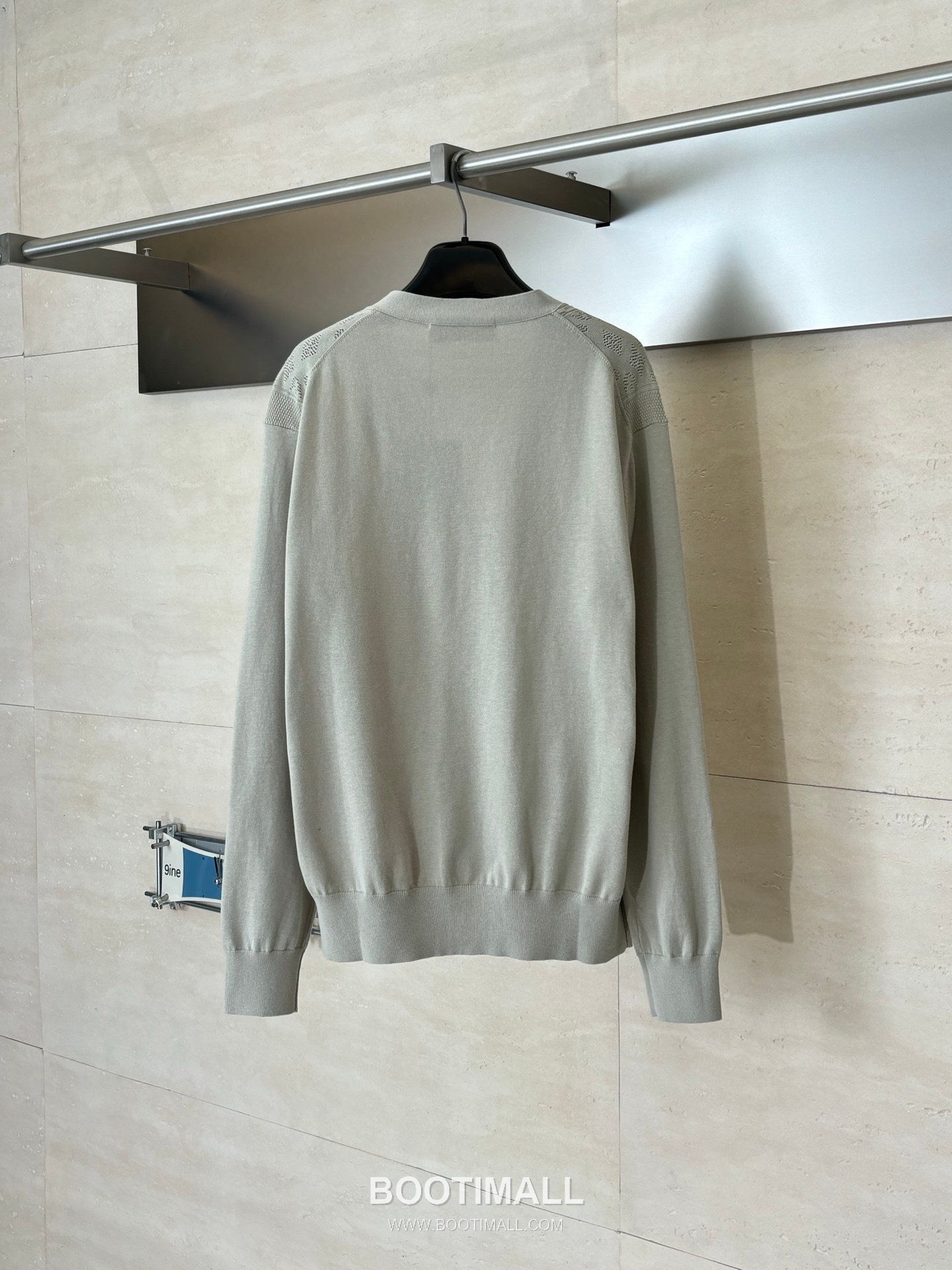 Louis Vuitton SS26 Monogram Openwork Jacquard Knit Cardigan 루이비통 SS26 모노그램 오픈워크 자카드 니트 가디건 2