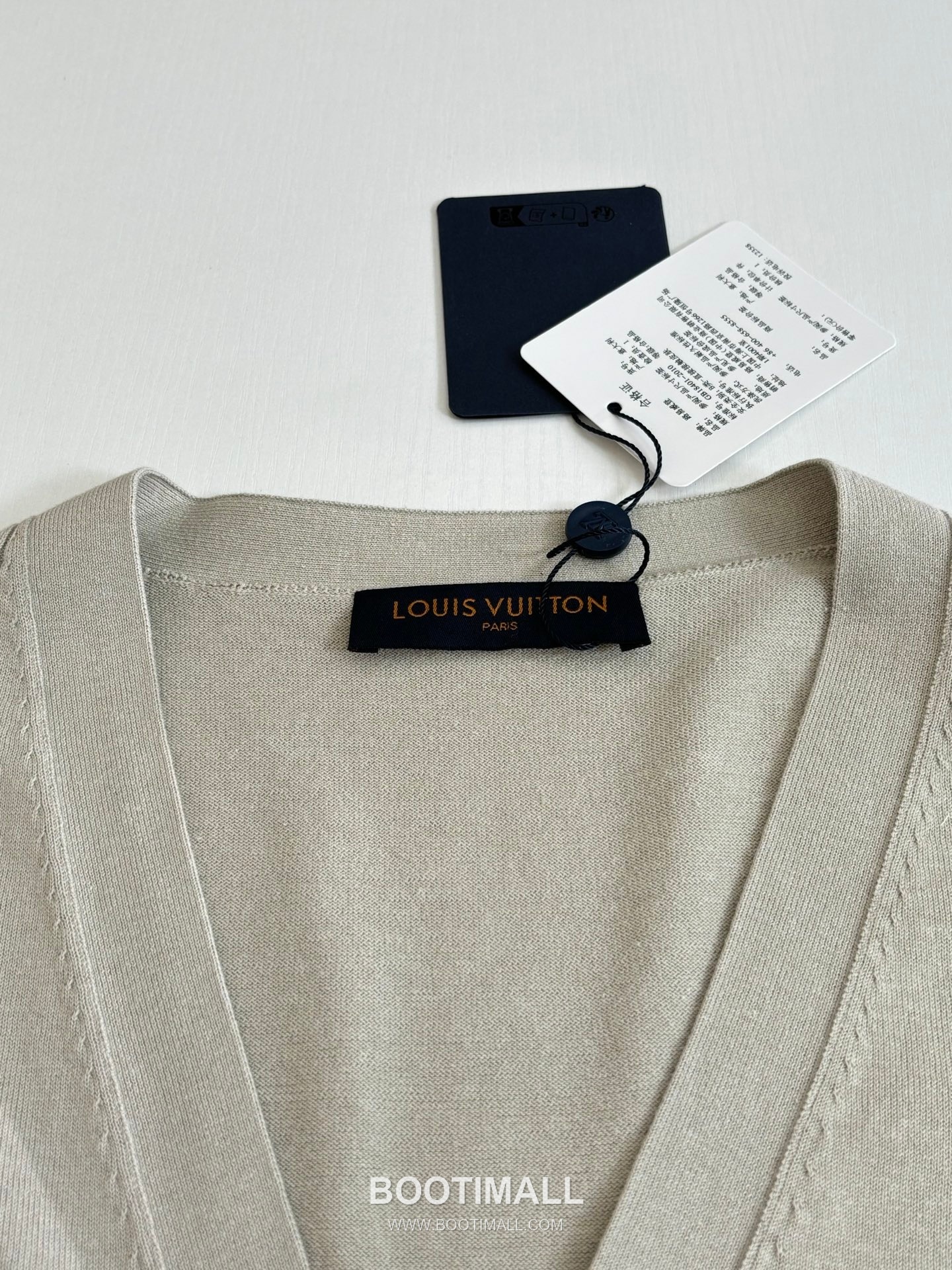 Louis Vuitton SS26 Monogram Openwork Jacquard Knit Cardigan 루이비통 SS26 모노그램 오픈워크 자카드 니트 가디건 4