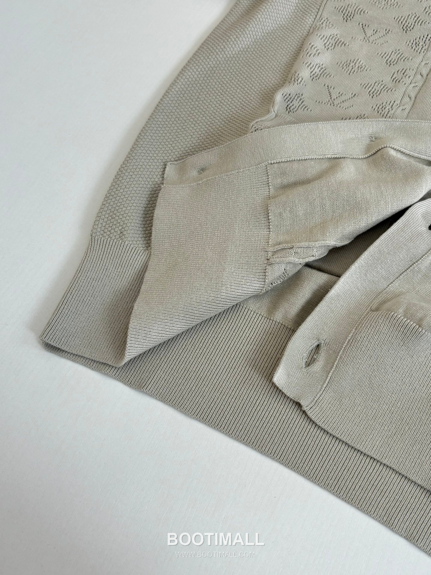 Louis Vuitton SS26 Monogram Openwork Jacquard Knit Cardigan 루이비통 SS26 모노그램 오픈워크 자카드 니트 가디건 6