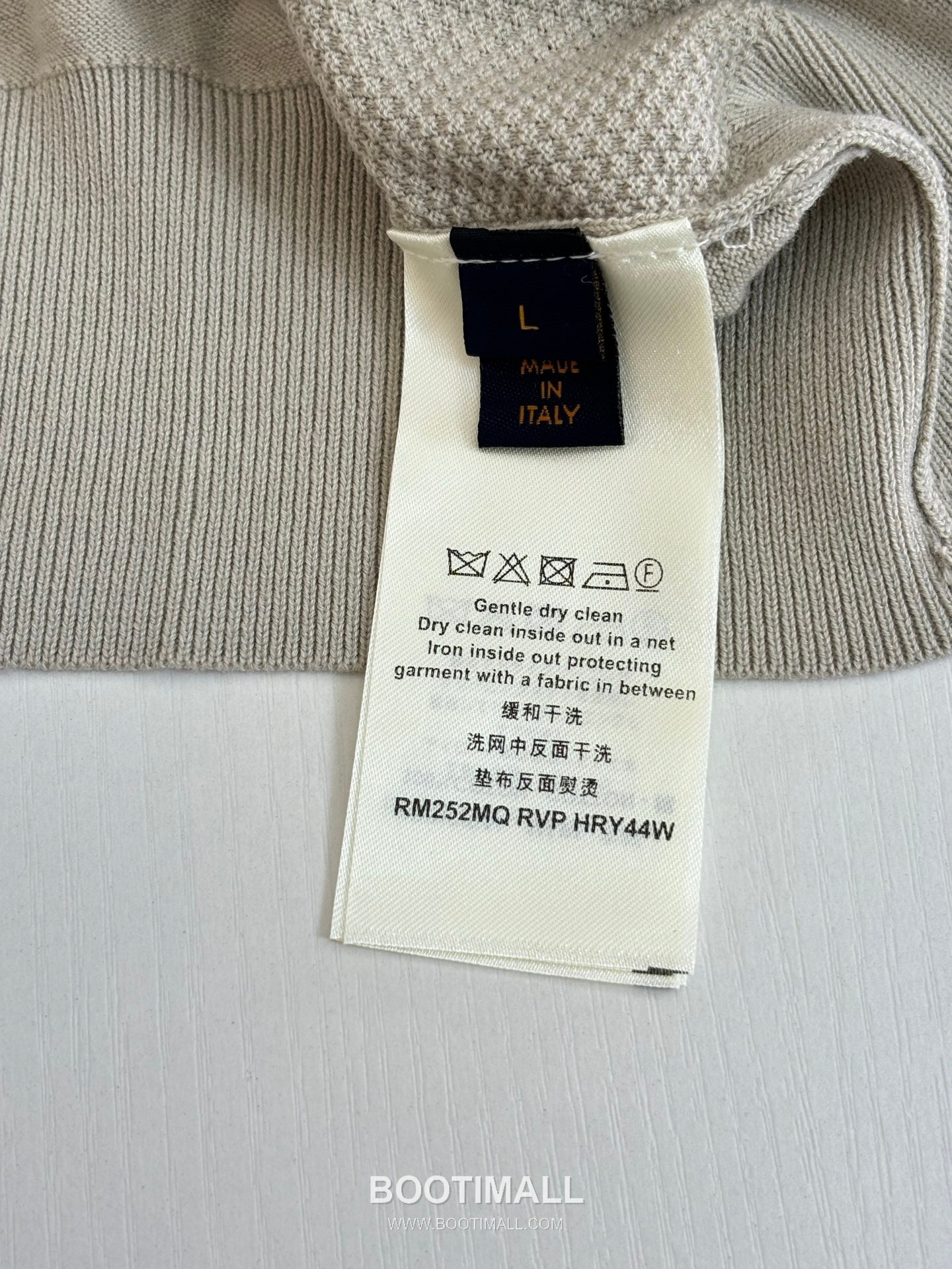 Louis Vuitton SS26 Monogram Openwork Jacquard Knit Cardigan 루이비통 SS26 모노그램 오픈워크 자카드 니트 가디건 10