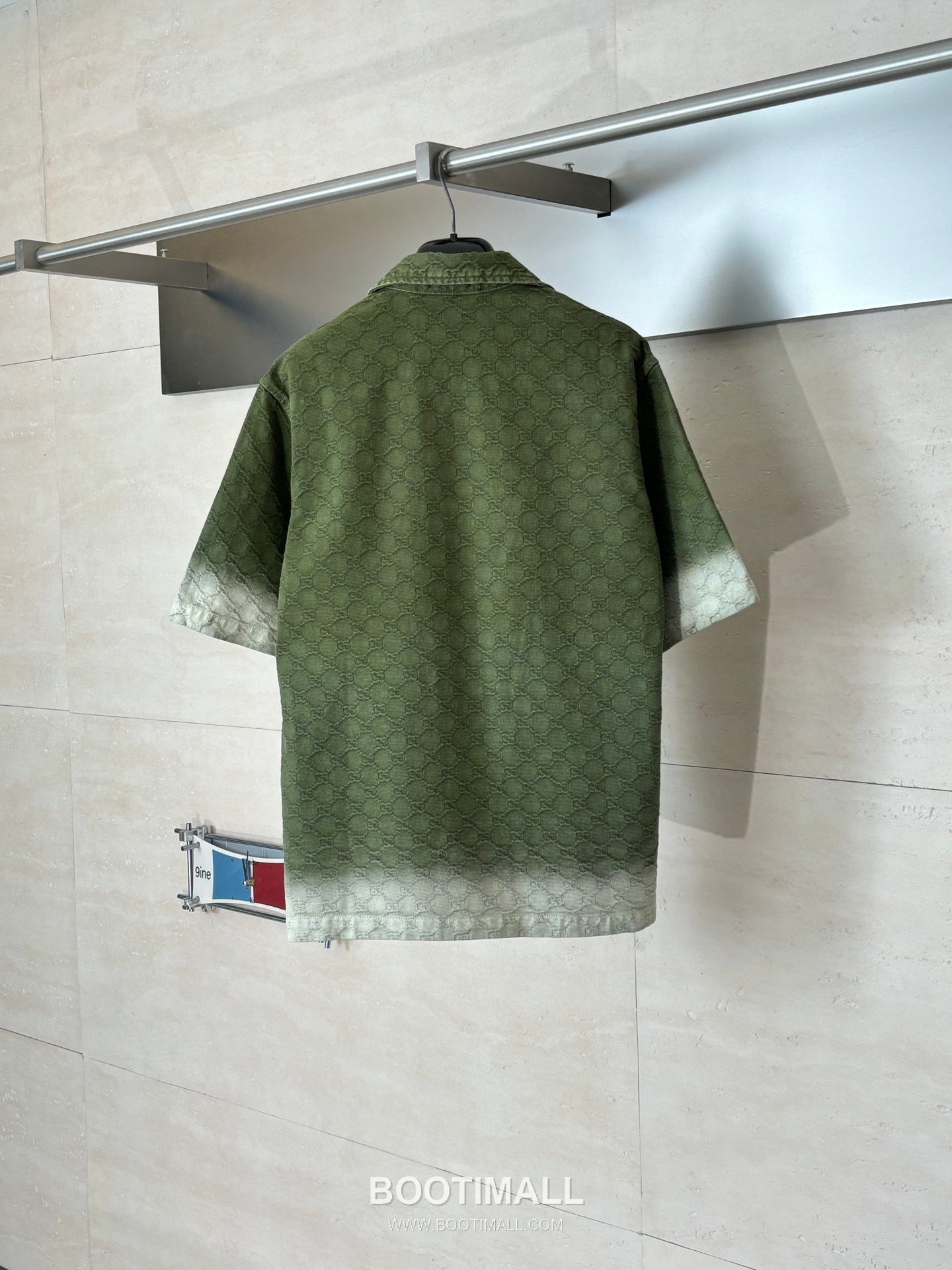 Gucci GG Monogram Gradient Jacquard Denim Short Sleeve Shirt 구찌 GG 모노그램 그라데이션 자카드 데님 반팔 셔츠 2