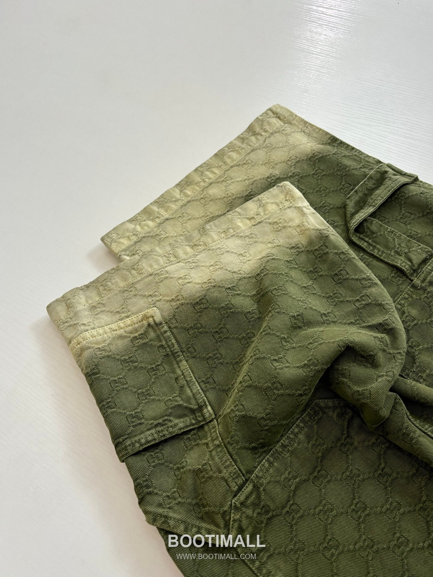 Gucci GG Monogram Gradient Jacquard Denim Shorts 구찌 GG 모노그램 그라데이션 자카드 데님 쇼츠 10