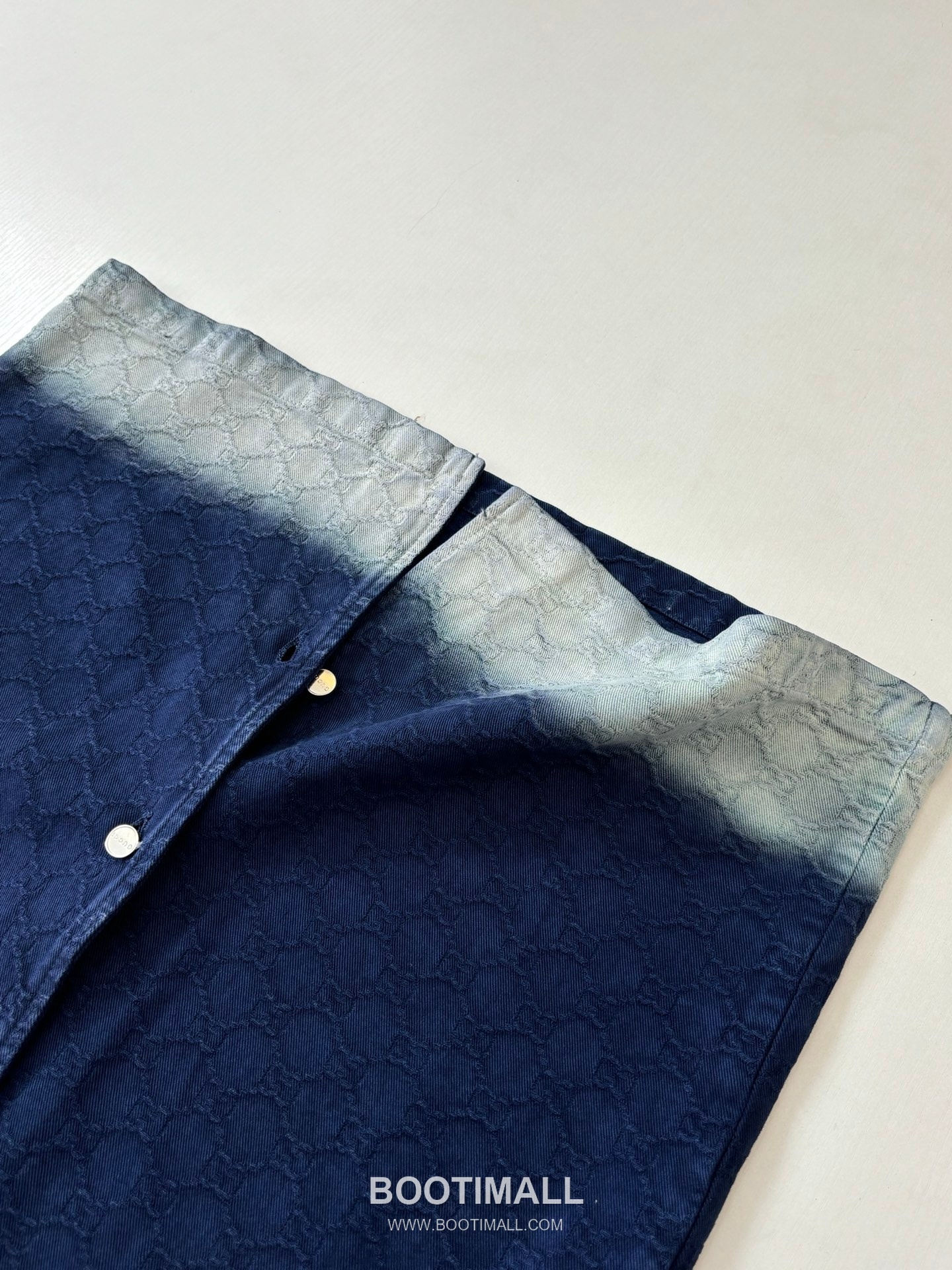 Gucci GG Monogram Gradient Jacquard Denim Short Sleeve Shirt 구찌 GG 모노그램 그라데이션 자카드 데님 반팔 셔츠 7