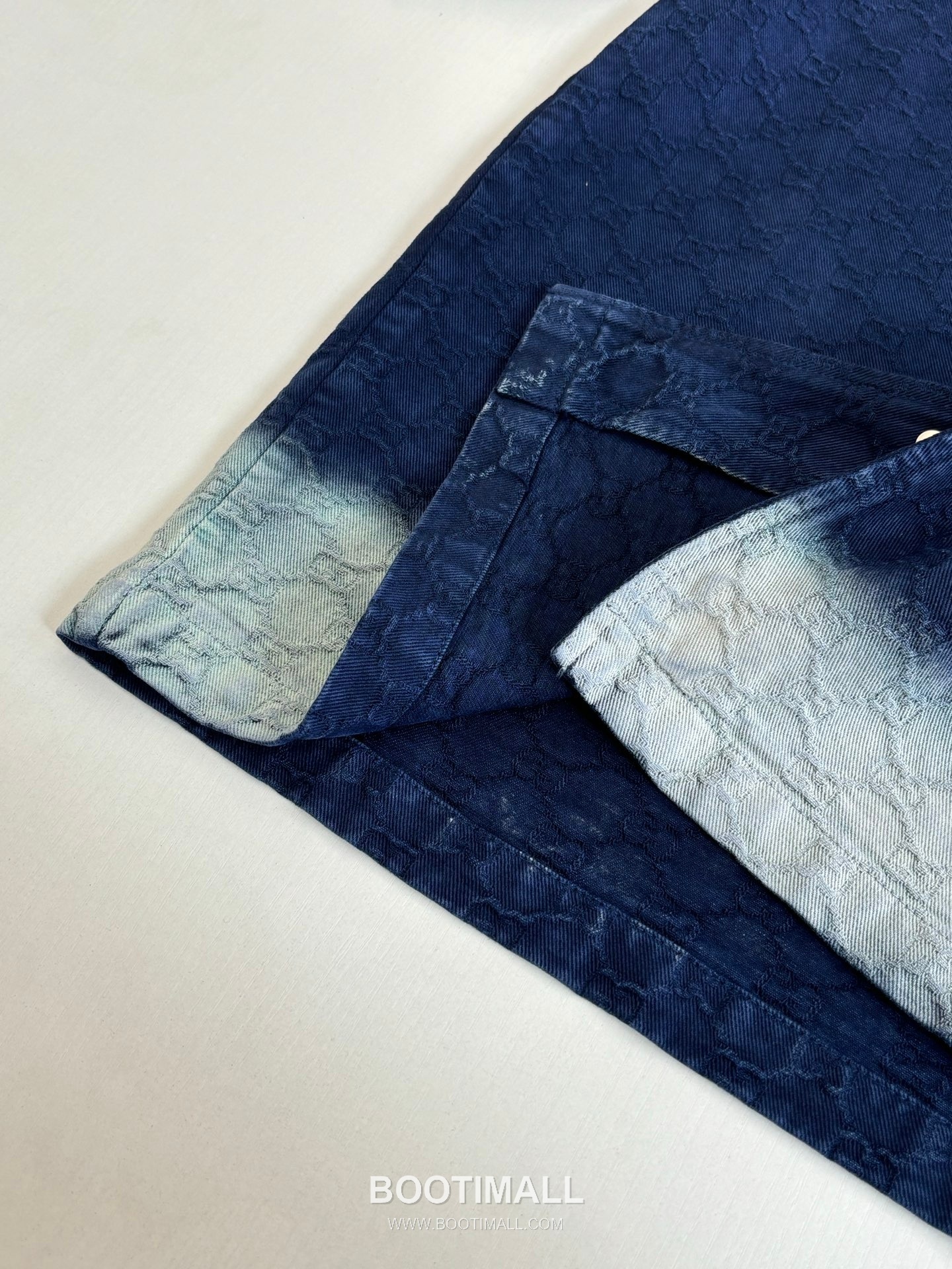 Gucci GG Monogram Gradient Jacquard Denim Short Sleeve Shirt 구찌 GG 모노그램 그라데이션 자카드 데님 반팔 셔츠 9