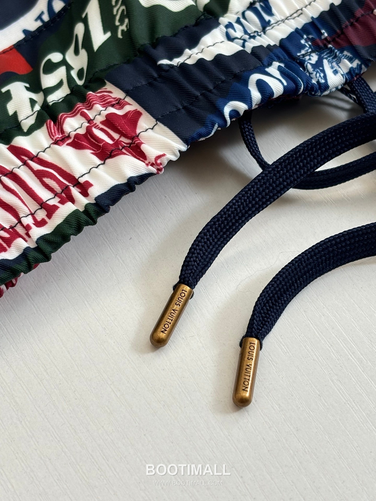 Louis Vuitton SS26 Capsule Monogram Allover Beach Shorts 루이비통 SS26 캡슐 모노그램 올오버 비치 쇼츠 9