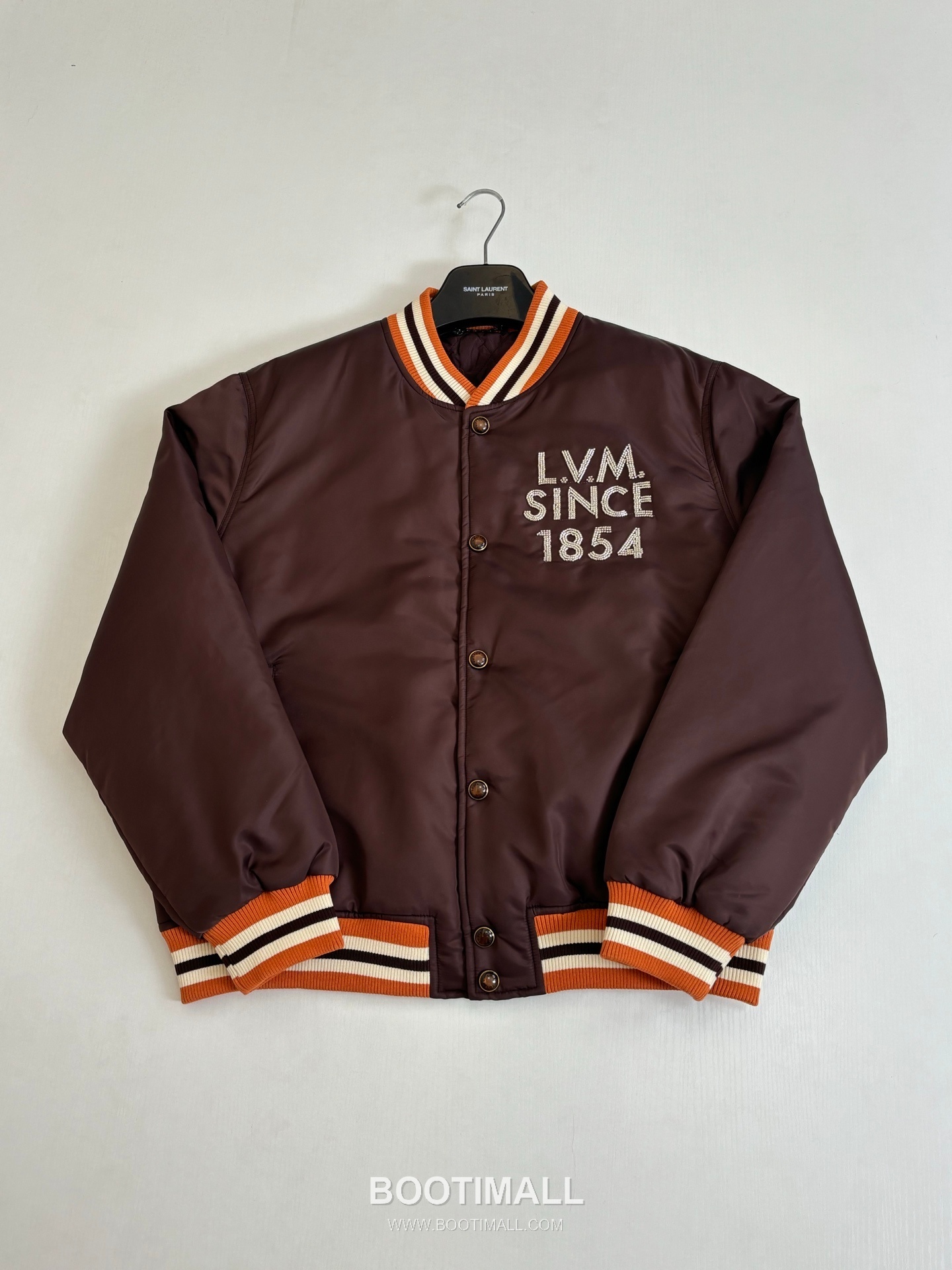 Louis Vuitton SS26 L.V.M Since 1854 Embellished Bomber Jacket 루이비통 SS26 LVM 1854 자수 장식 보머 재킷 8