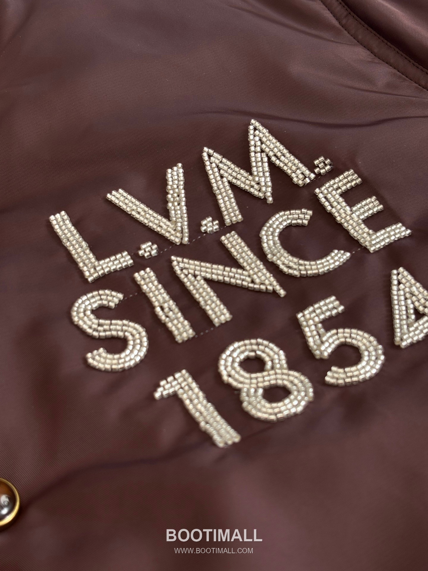 Louis Vuitton SS26 L.V.M Since 1854 Embellished Bomber Jacket 루이비통 SS26 LVM 1854 자수 장식 보머 재킷 10