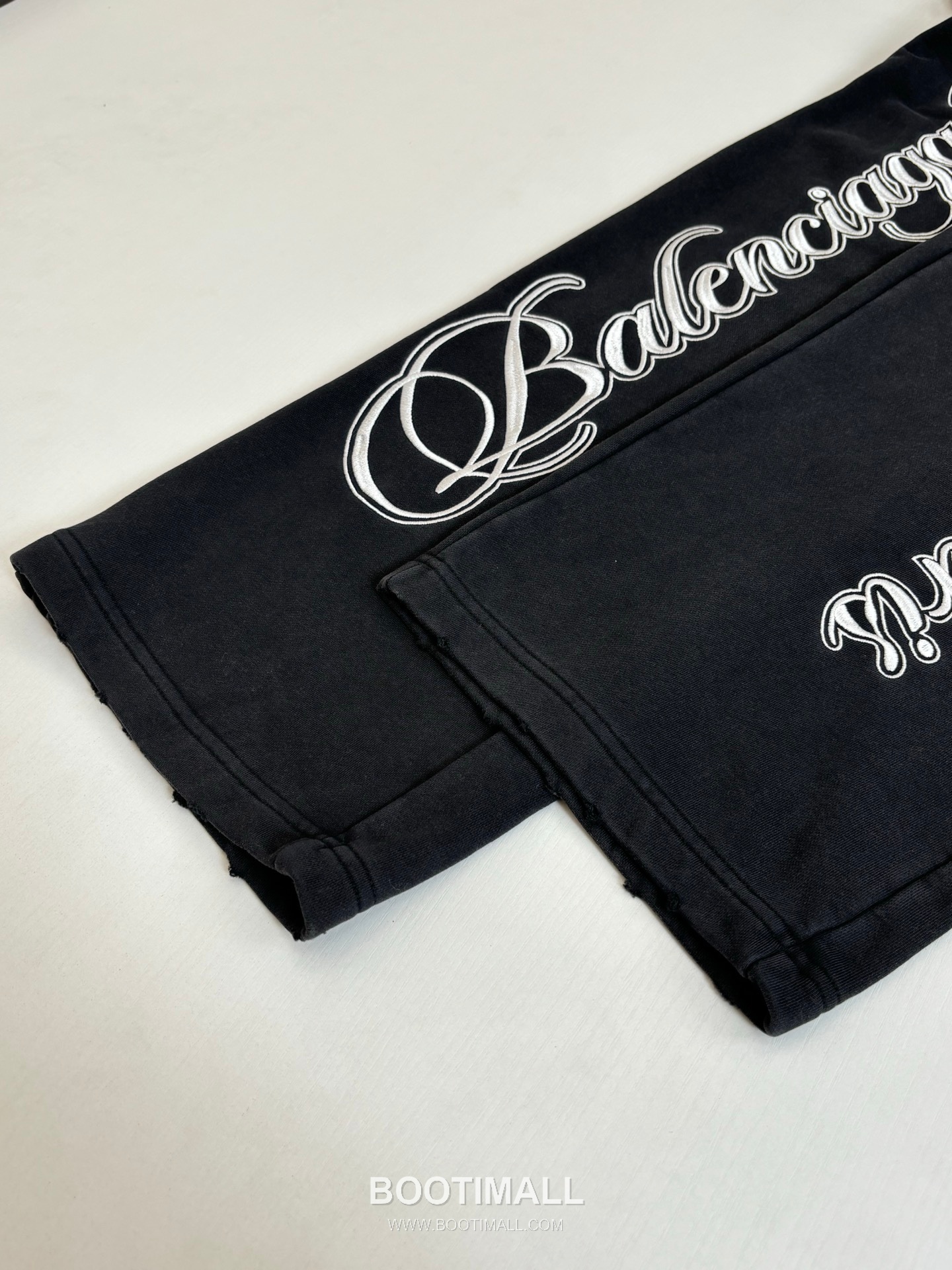 Balenciaga 3B Football Baggy Cotton Sweatpants 발렌시아가 3B 풋볼 배기 코튼 스웨트 팬츠 11