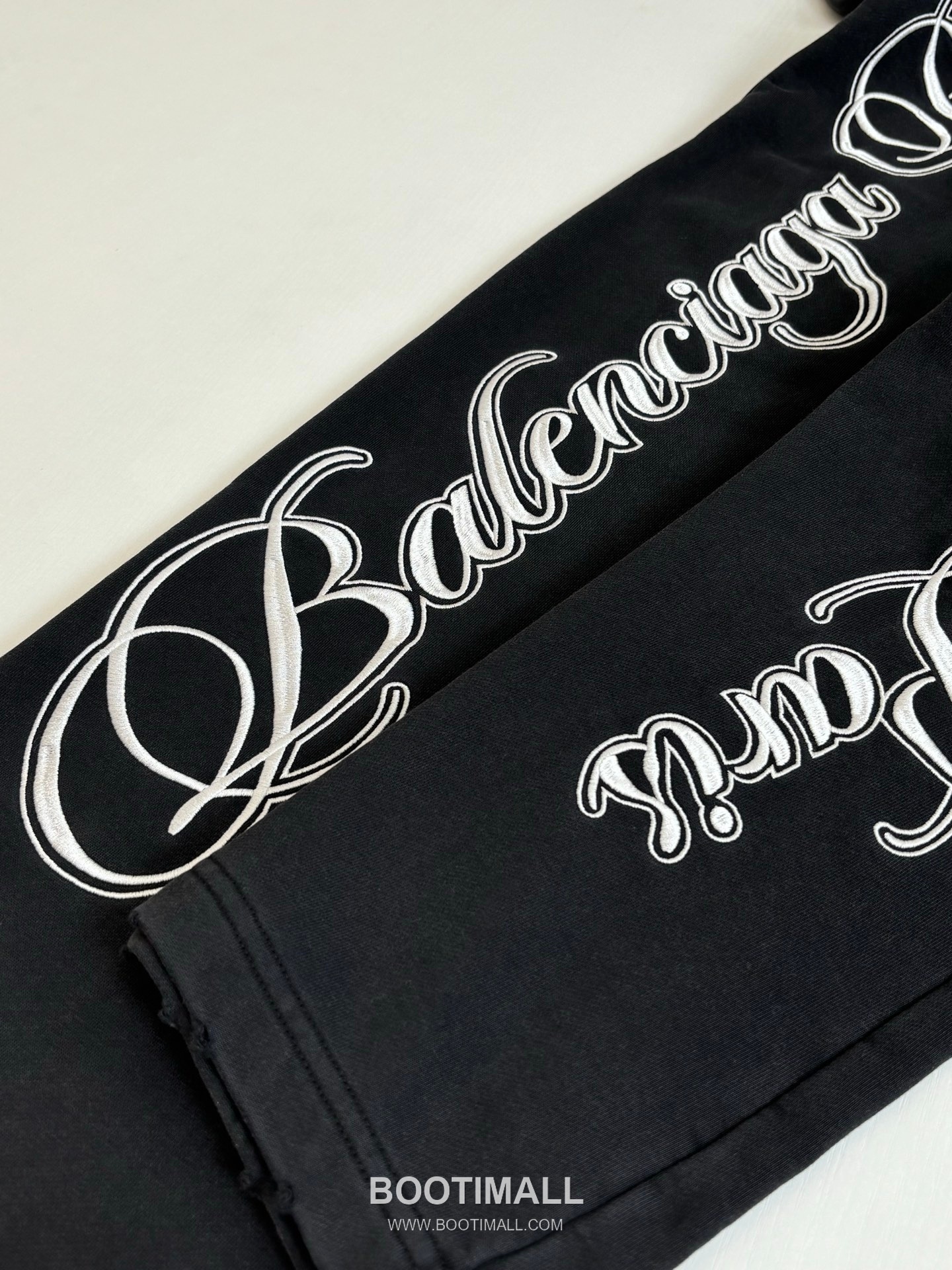 Balenciaga 3B Football Baggy Cotton Sweatpants 발렌시아가 3B 풋볼 배기 코튼 스웨트 팬츠 12