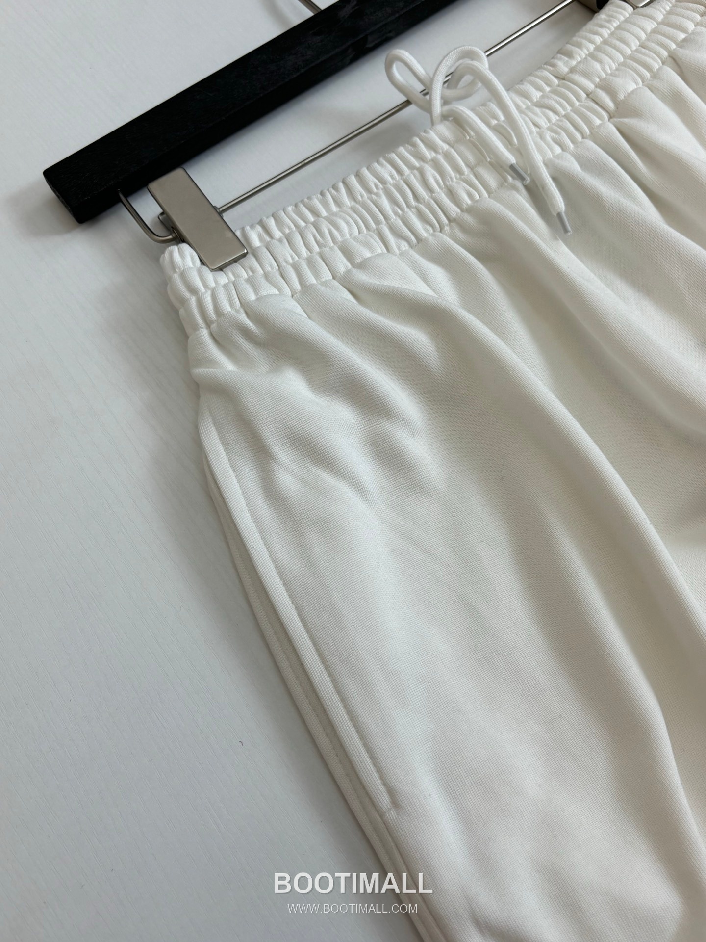 Balenciaga Cola Wave Logo Embroidered Cotton Sweatpants 발렌시아가 콜라 웨이브 로고 자수 코튼 스웨트 팬츠 5