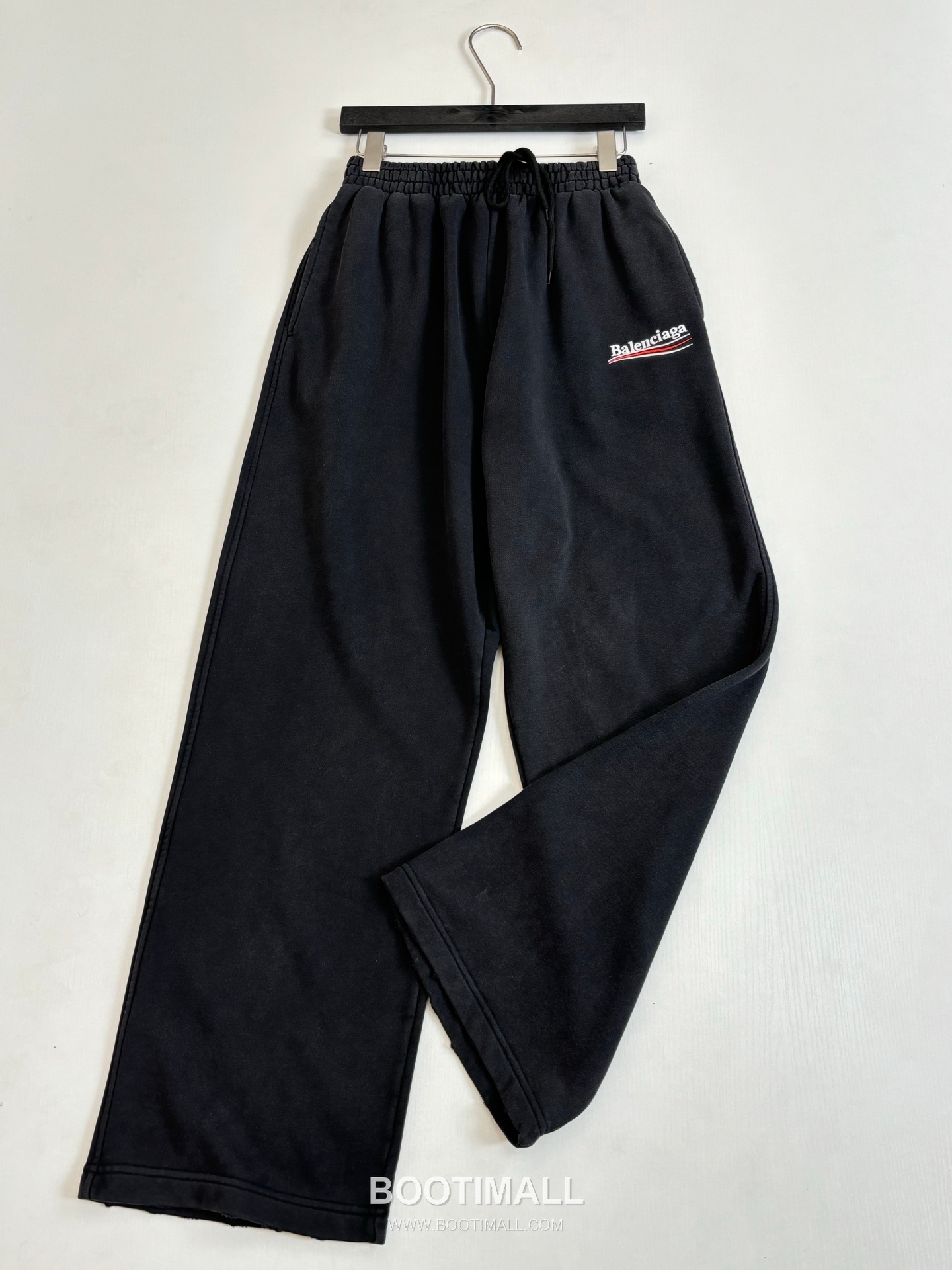 Balenciaga Cola Wave Logo Embroidered Cotton Sweatpants 발렌시아가 콜라 웨이브 로고 자수 코튼 스웨트 팬츠 3
