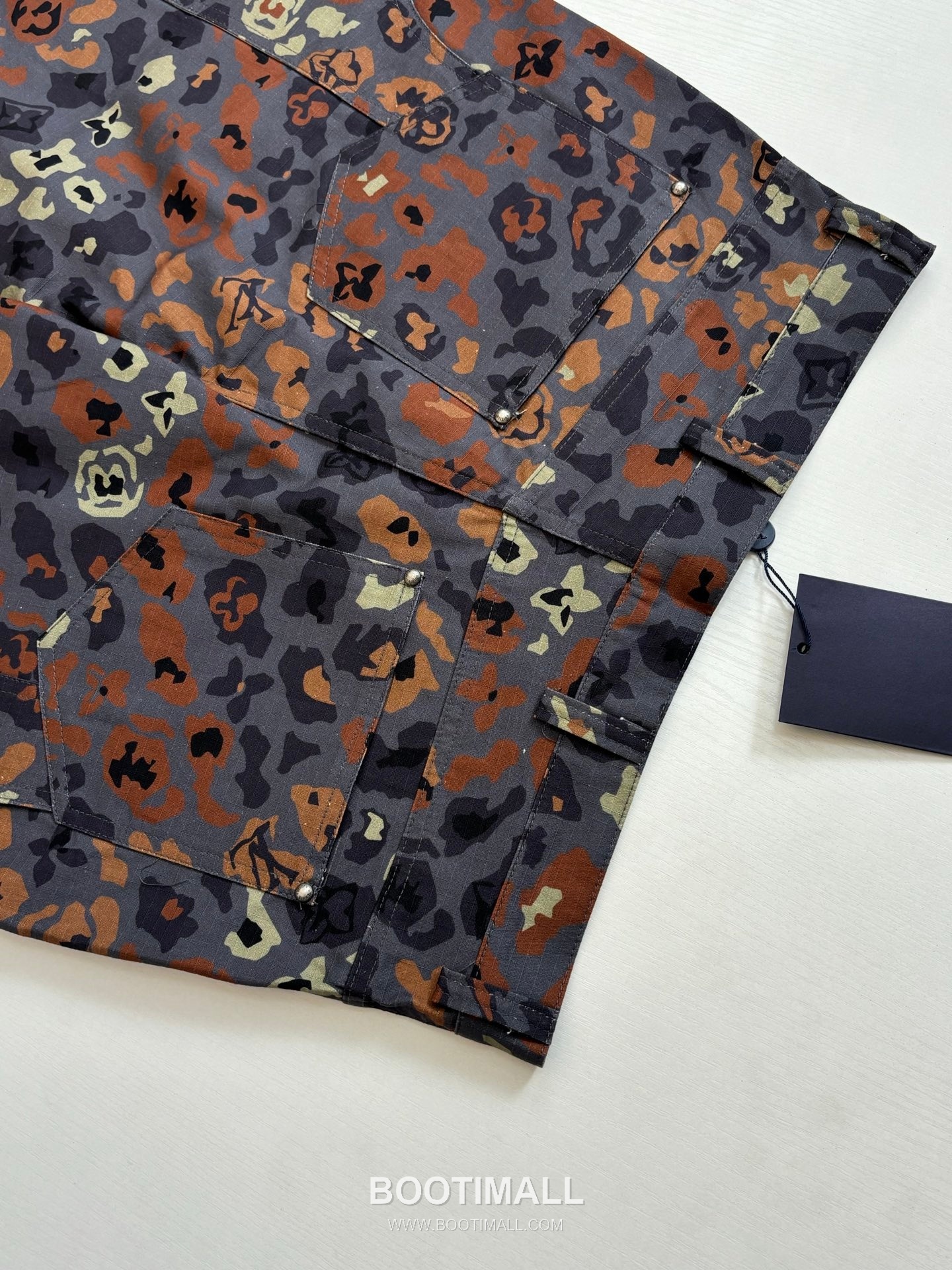 Louis Vuitton FW25 Nigo Printed Poplin Shorts 루이비통 FW25 니고 프린트 포플린 쇼츠 10