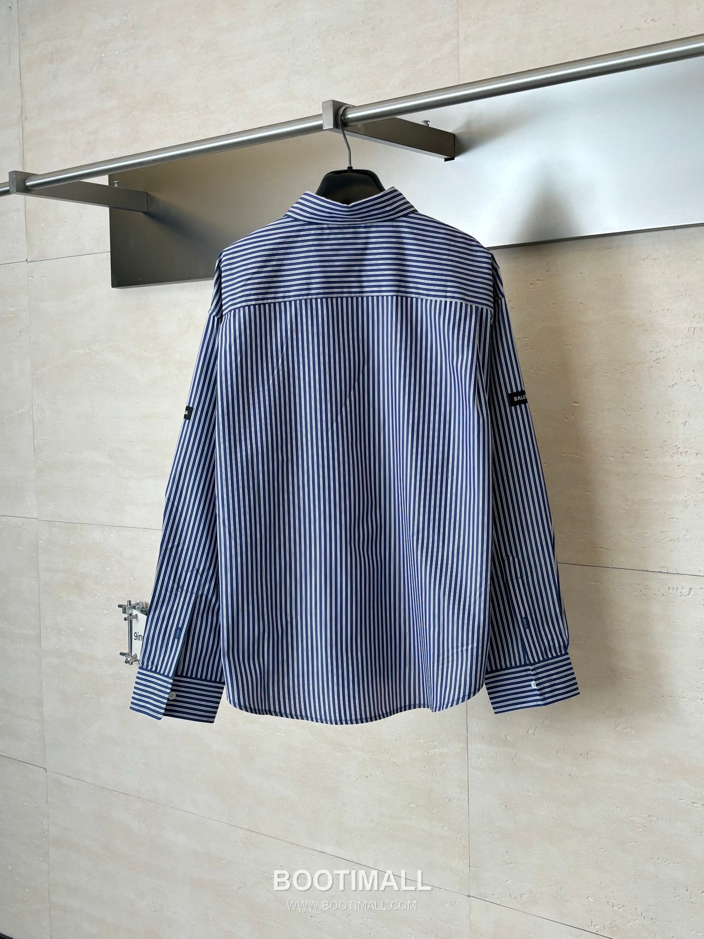 Balenciaga SS26 Sleeve Logo Stripe Check Long Sleeve Shirt 발렌시아가 SS26 슬리브 로고 스트라이프 체크 롱슬리브 셔츠 5
