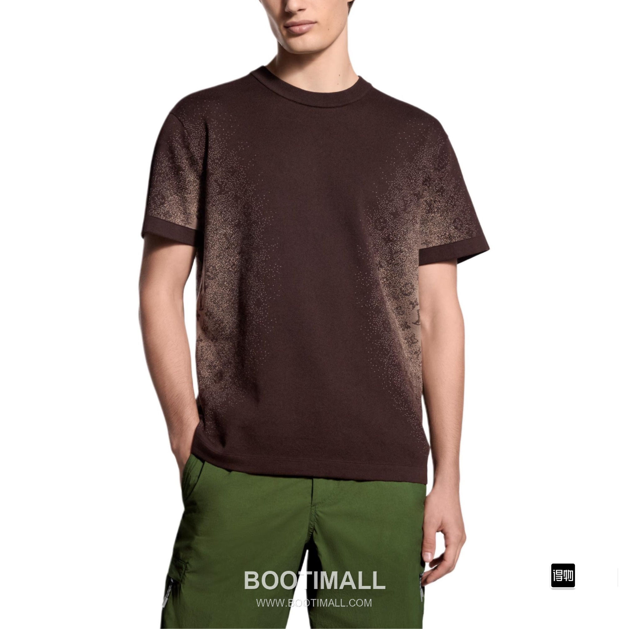 Louis Vuitton SS26 Gradient Monogram Jacquard Knit Short Sleeve T-Shirt 루이비통 SS26 그라데이션 모노그램 자카드 니트 반팔 티셔츠 3