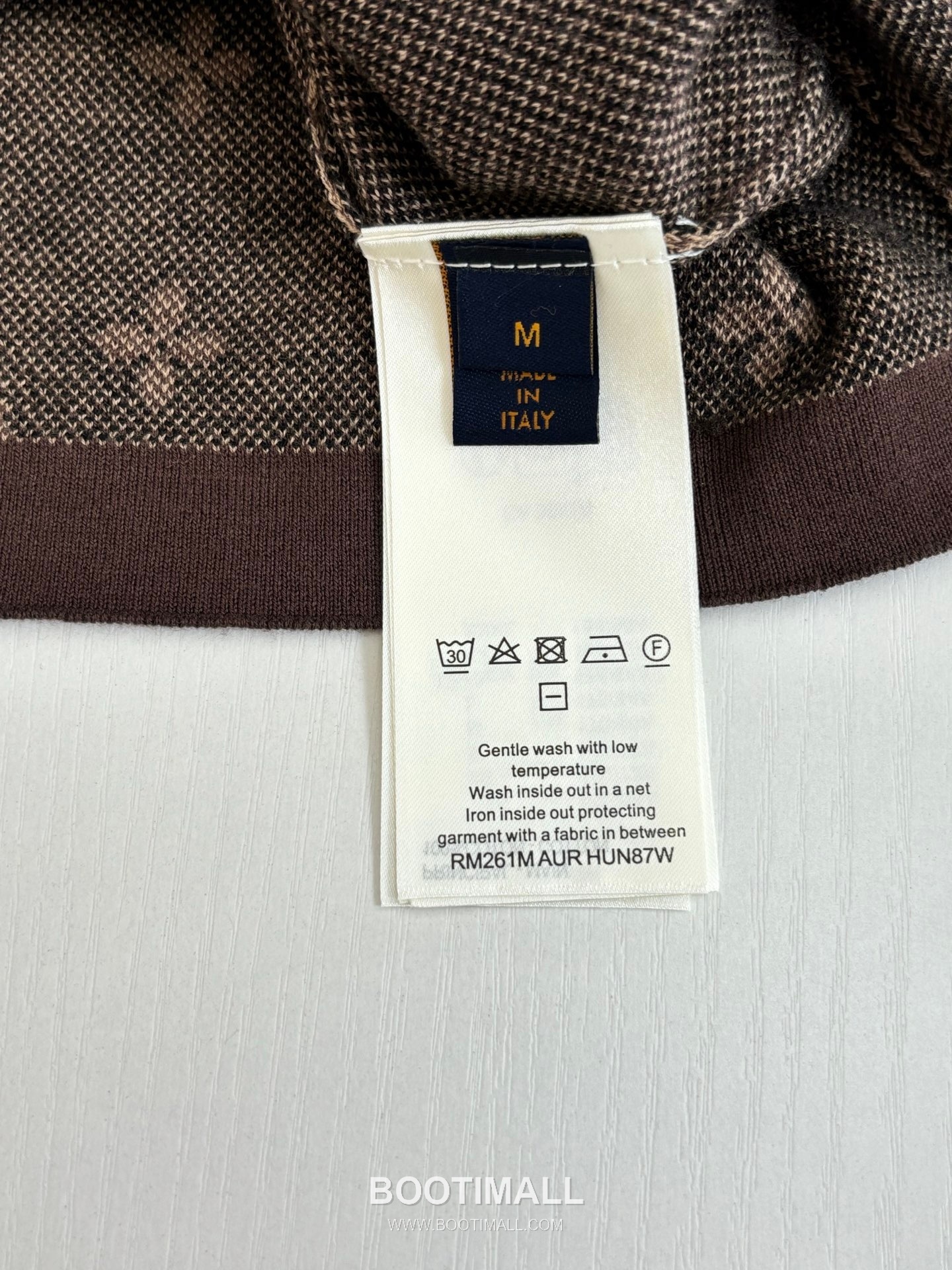 Louis Vuitton SS26 Gradient Monogram Jacquard Knit Short Sleeve T-Shirt 루이비통 SS26 그라데이션 모노그램 자카드 니트 반팔 티셔츠 14