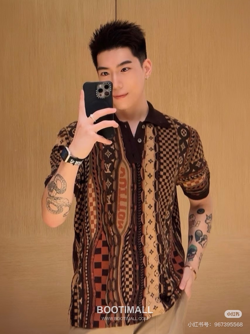 Louis Vuitton FW25 Nigo Monogram Intarsia Knit Polo Short Sleeve 루이비통 FW25 니고 모노그램 인타르시아 니트 폴로 반팔 2