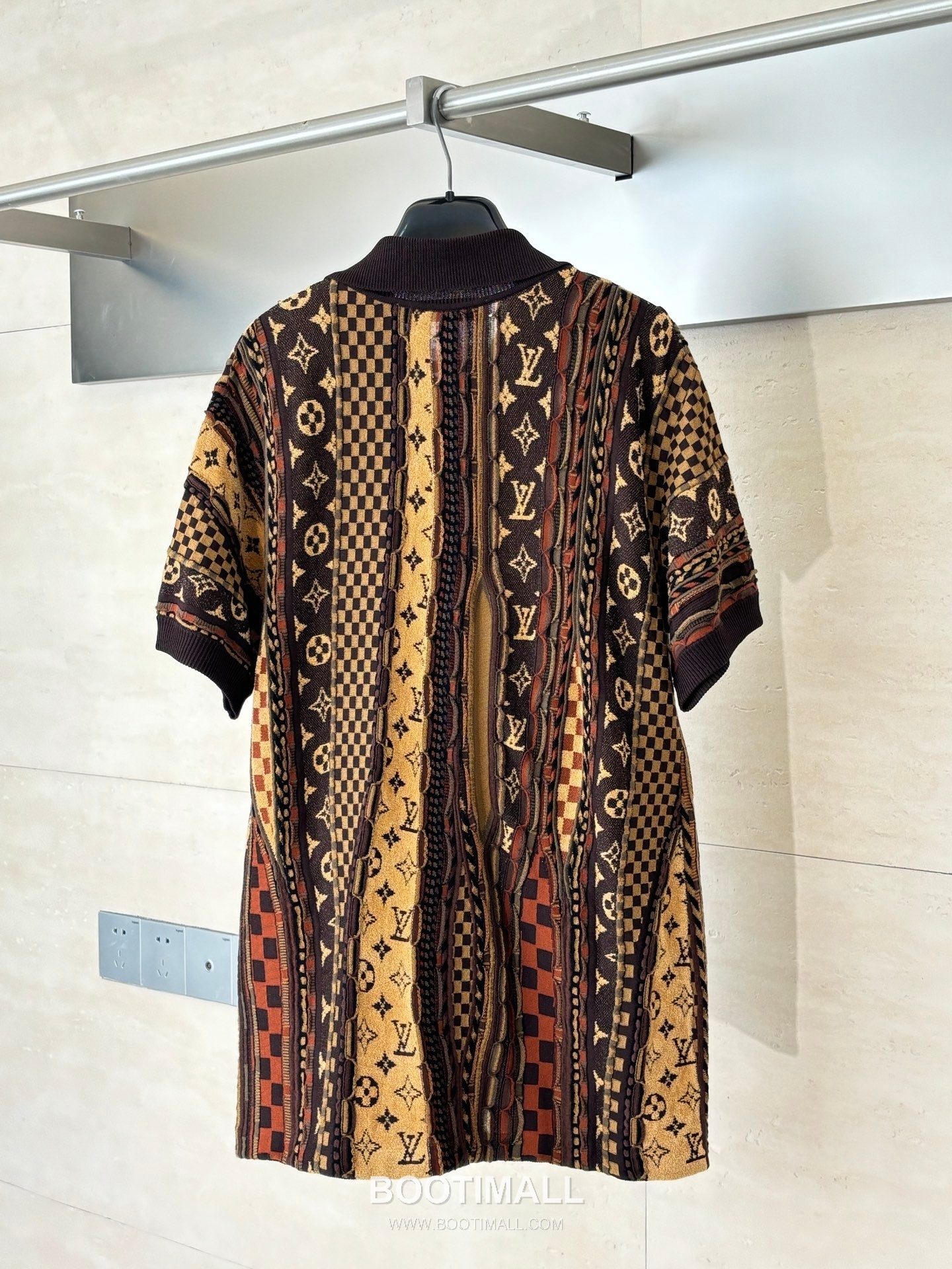 Louis Vuitton FW25 Nigo Monogram Intarsia Knit Polo Short Sleeve 루이비통 FW25 니고 모노그램 인타르시아 니트 폴로 반팔 11