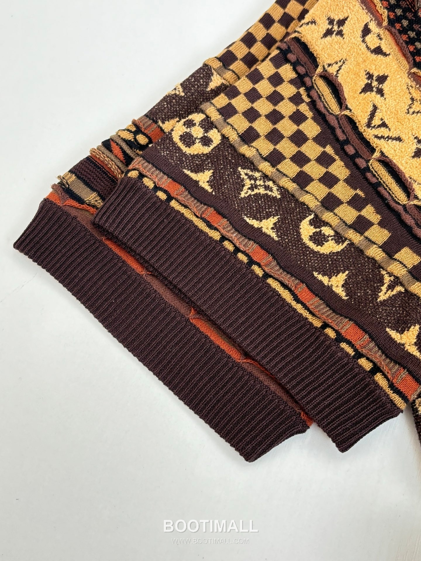 Louis Vuitton FW25 Nigo Monogram Intarsia Knit Polo Short Sleeve 루이비통 FW25 니고 모노그램 인타르시아 니트 폴로 반팔 16