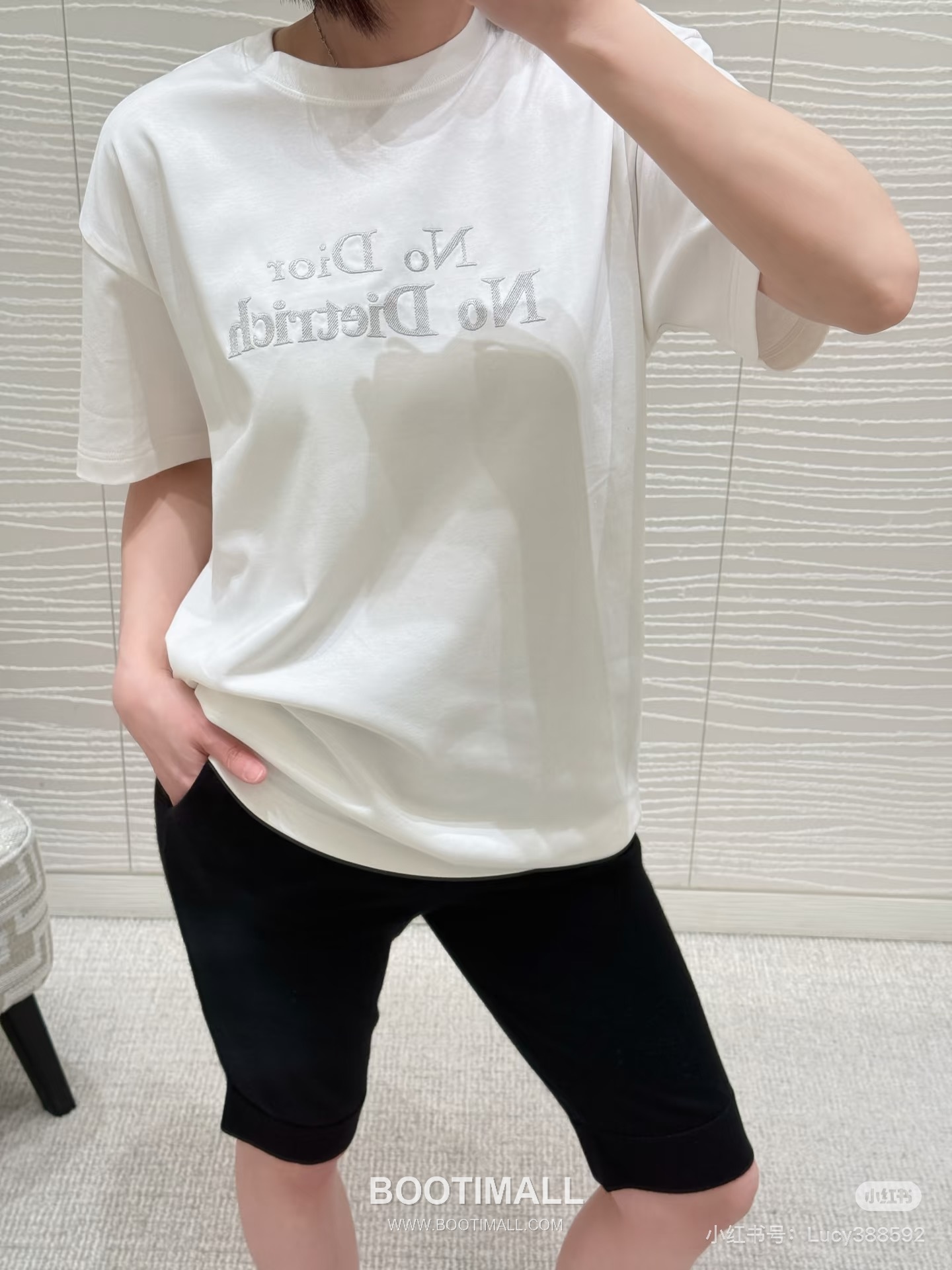 Dior SS26 “No Dior No Dietrich” Embroidered Cotton Short Sleeve T-Shirt 디올 SS26 노 디올 노 디트리히 자수 코튼 반팔 티셔츠 6