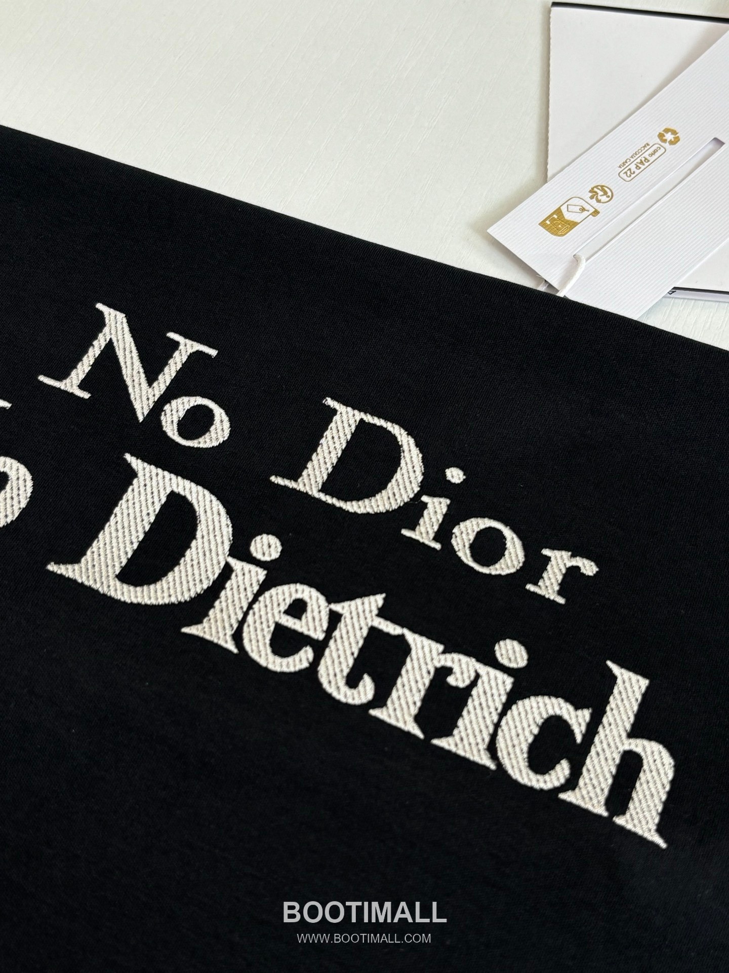 Dior SS26 “No Dior No Dietrich” Embroidered Cotton Short Sleeve T-Shirt 디올 SS26 노 디올 노 디트리히 자수 코튼 반팔 티셔츠 6