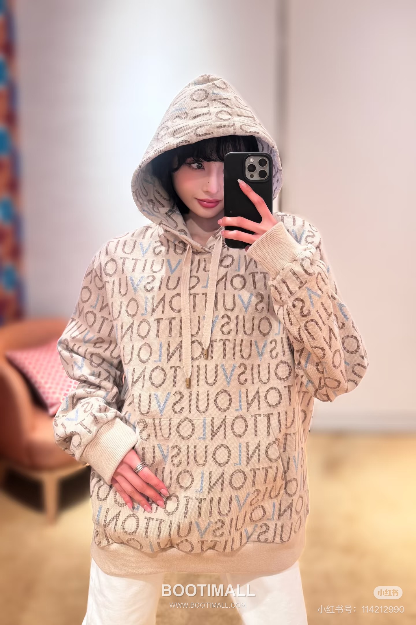 Louis Vuitton SS26 Monogram Letter Jacquard Knit Hoodie 루이비통 SS26 모노그램 레터 자카드 니트 후드 2