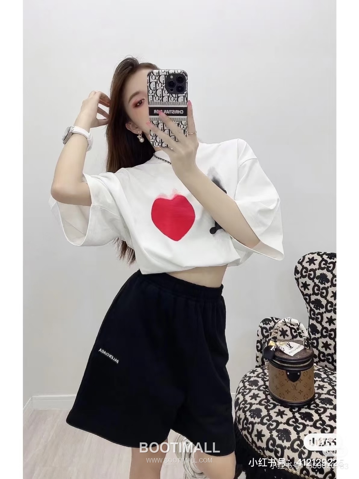 Balenciaga Logo Embroidered Cotton Sweat Shorts 발렌시아가 로고 자수 코튼 스웨트 쇼츠 1