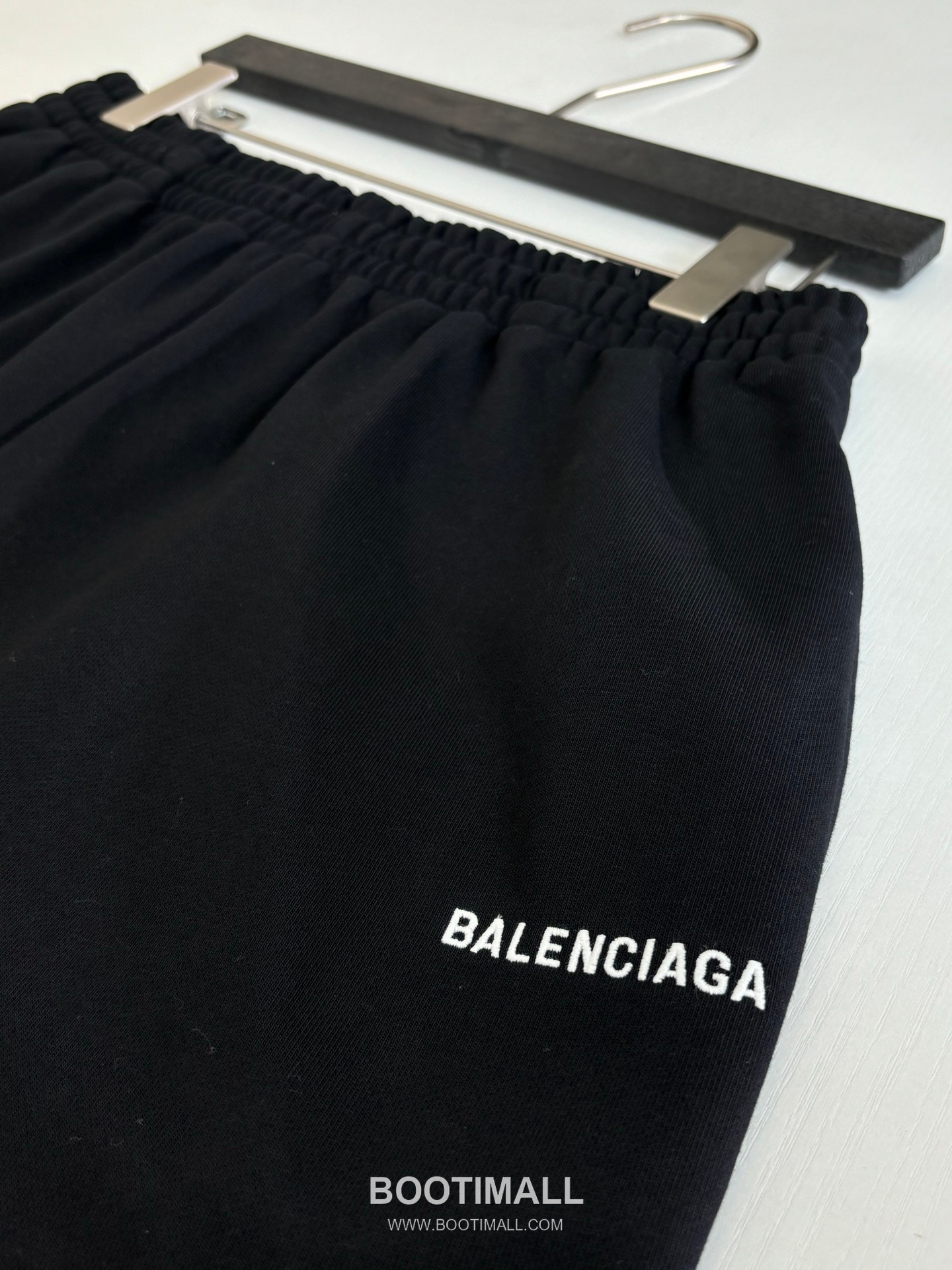 Balenciaga Logo Embroidered Cotton Sweat Shorts 발렌시아가 로고 자수 코튼 스웨트 쇼츠 9