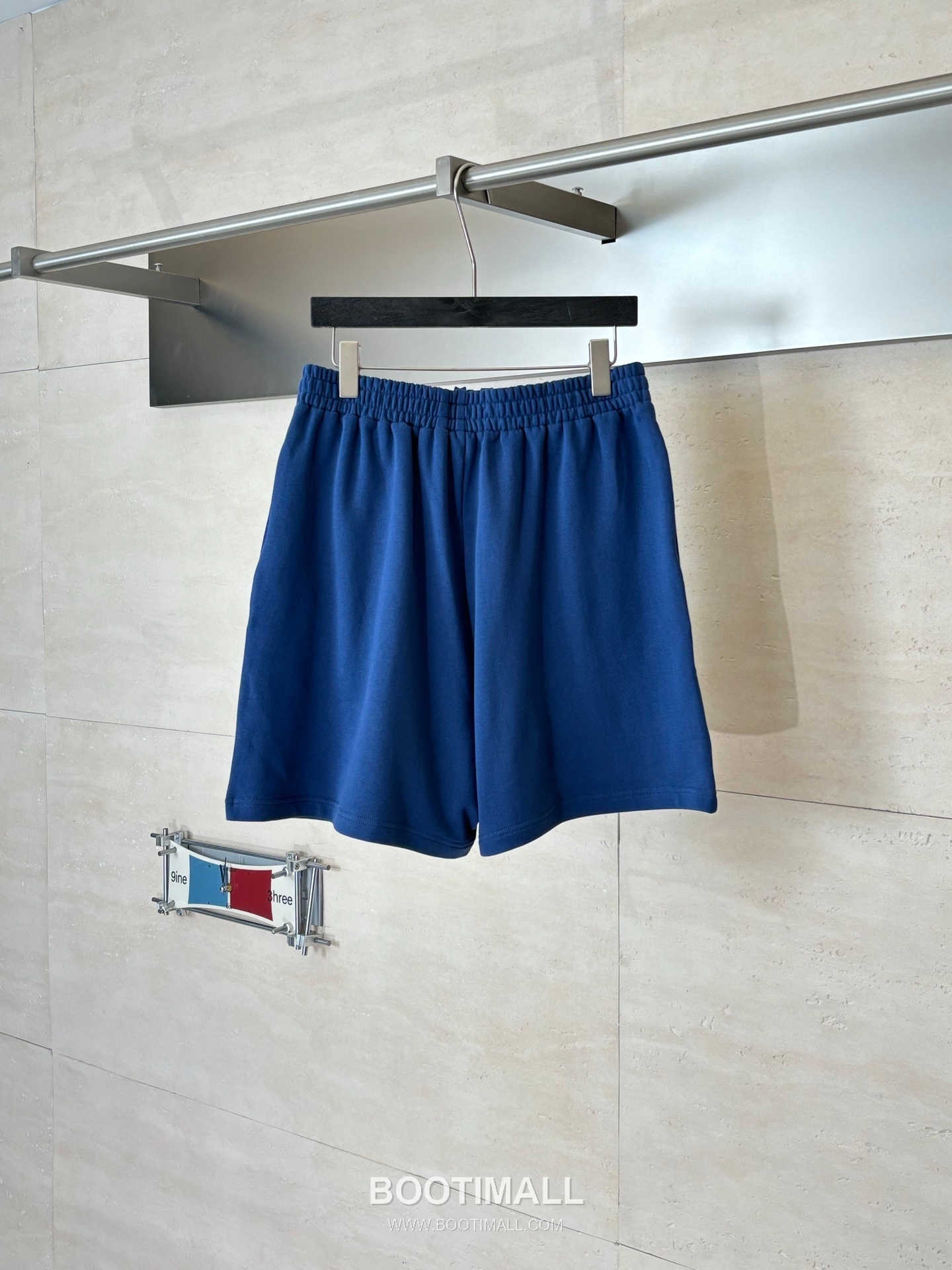 Balenciaga Logo Embroidered Cotton Sweat Shorts 발렌시아가 로고 자수 코튼 스웨트 쇼츠 2