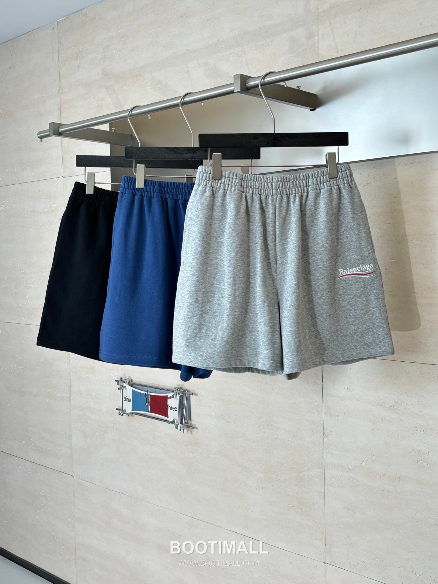 Balenciaga Logo Embroidered Cotton Sweat Shorts 발렌시아가 로고 자수 코튼 스웨트 쇼츠 4