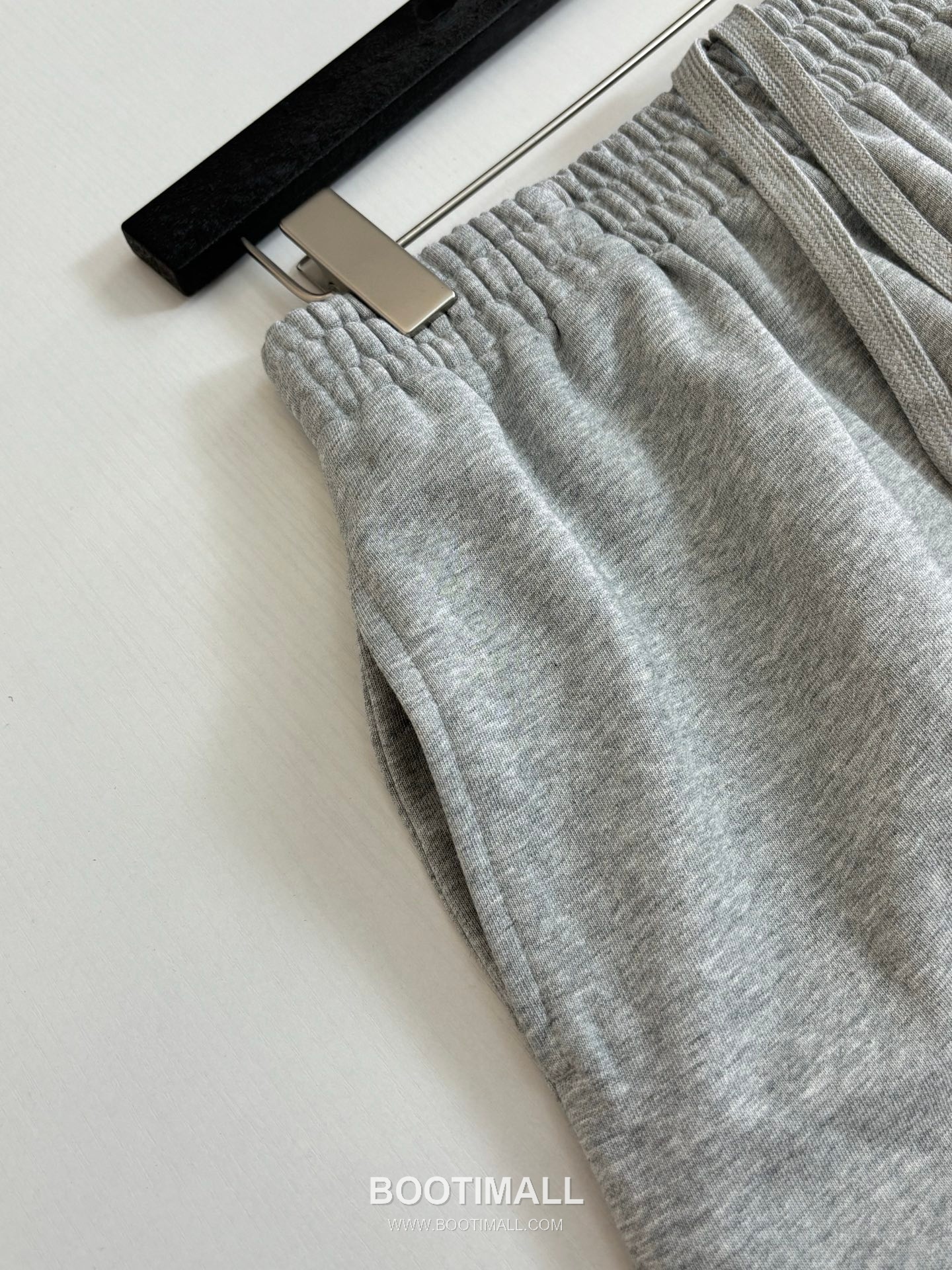 Balenciaga Logo Embroidered Cotton Sweat Shorts 발렌시아가 로고 자수 코튼 스웨트 쇼츠 5