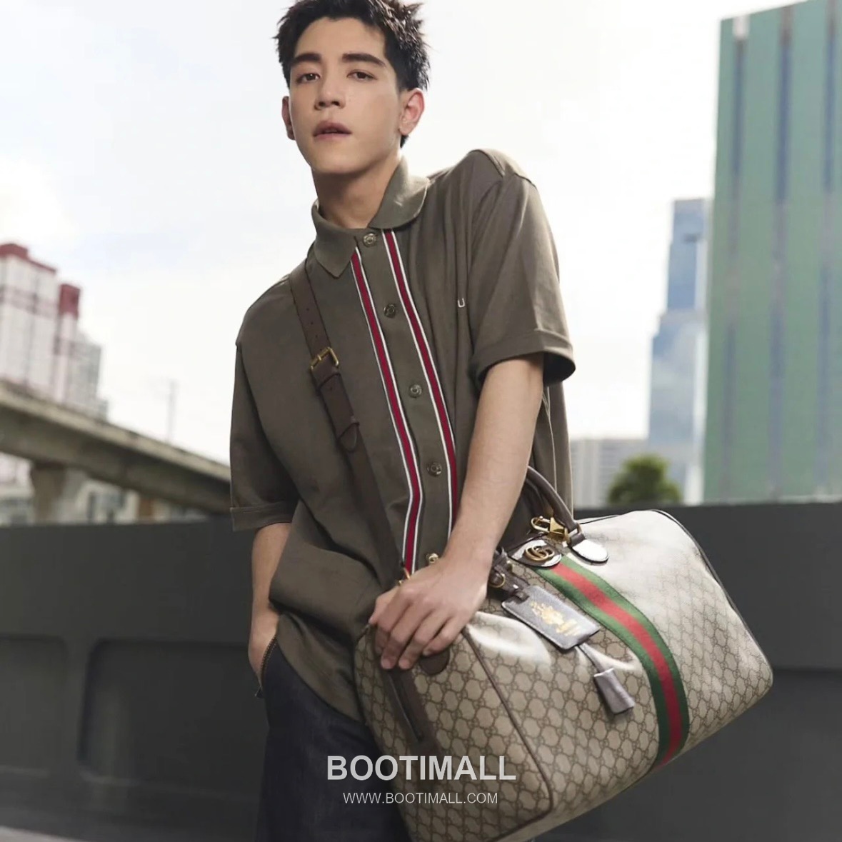 Gucci FW25 Web Stripe Embroidered Cotton Polo Short Sleeve Cardigan 구찌 FW25 웹 스트라이프 자수 코튼 폴로 반팔 가디건 2