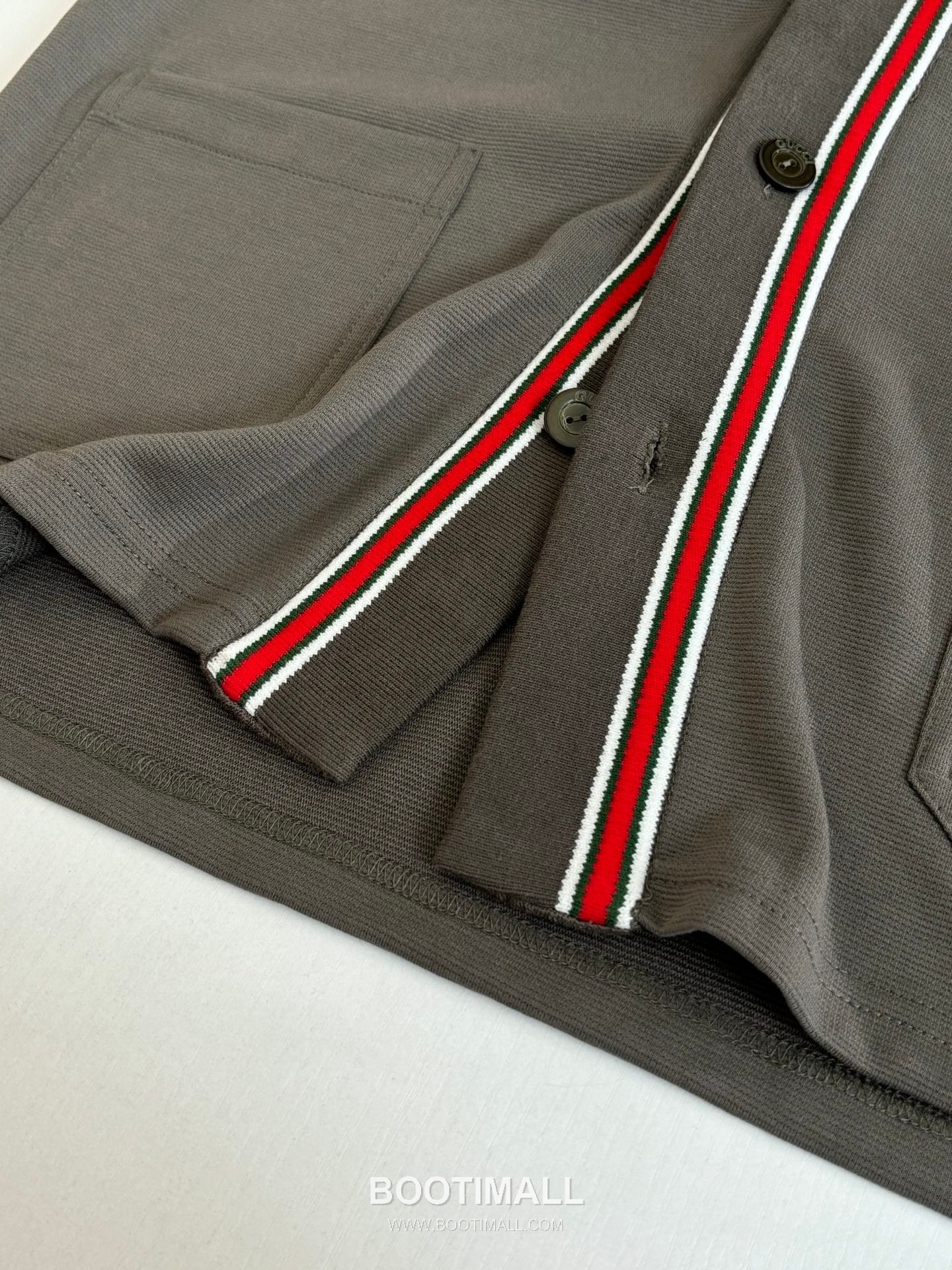 Gucci FW25 Web Stripe Embroidered Cotton Polo Short Sleeve Cardigan 구찌 FW25 웹 스트라이프 자수 코튼 폴로 반팔 가디건 13