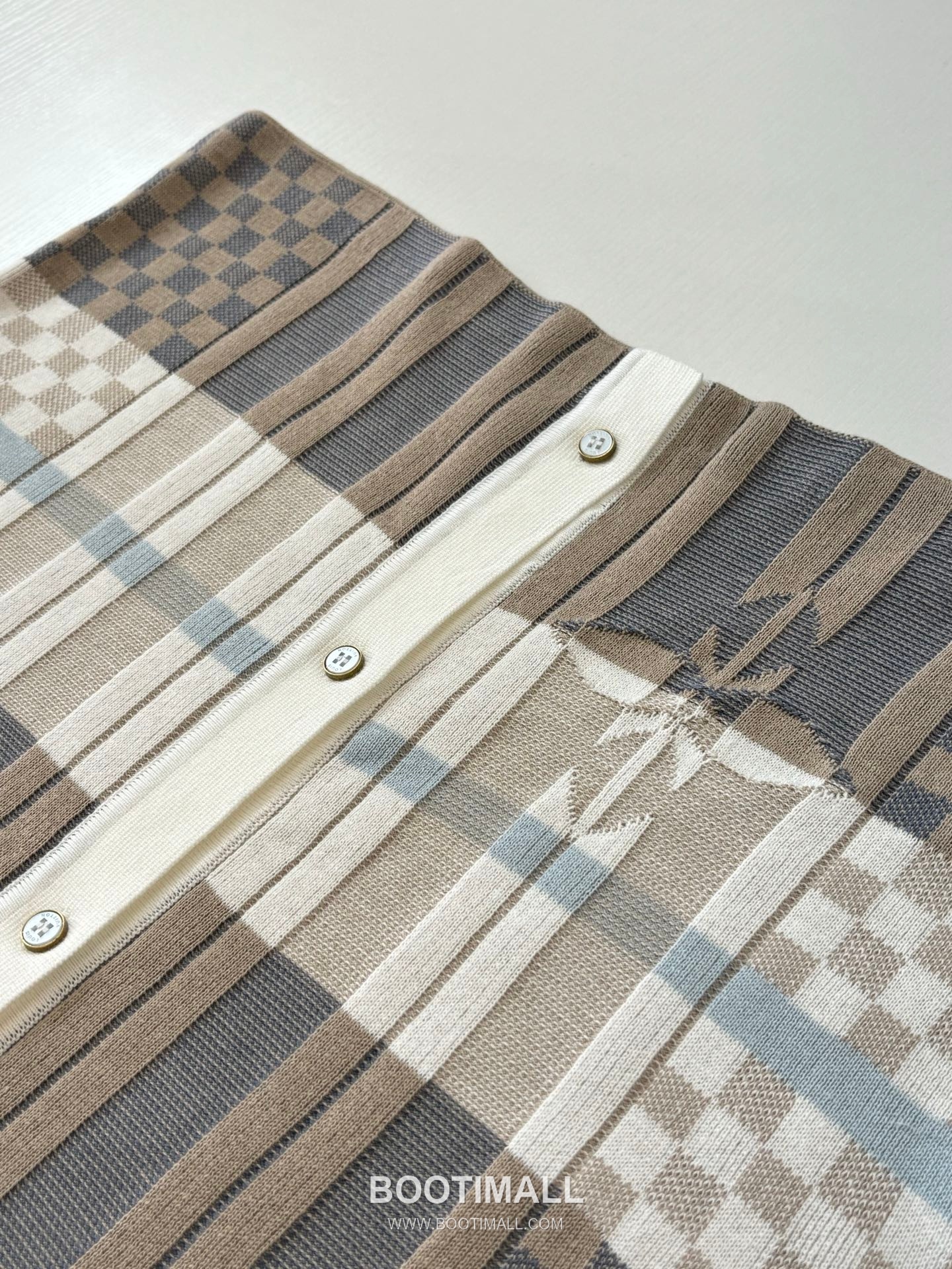 Louis Vuitton SS26 Damier Monogram Jacquard Knit Short Sleeve Shirt 루이비통 SS26 다미에 모노그램 자카드 니트 반팔 셔츠 12