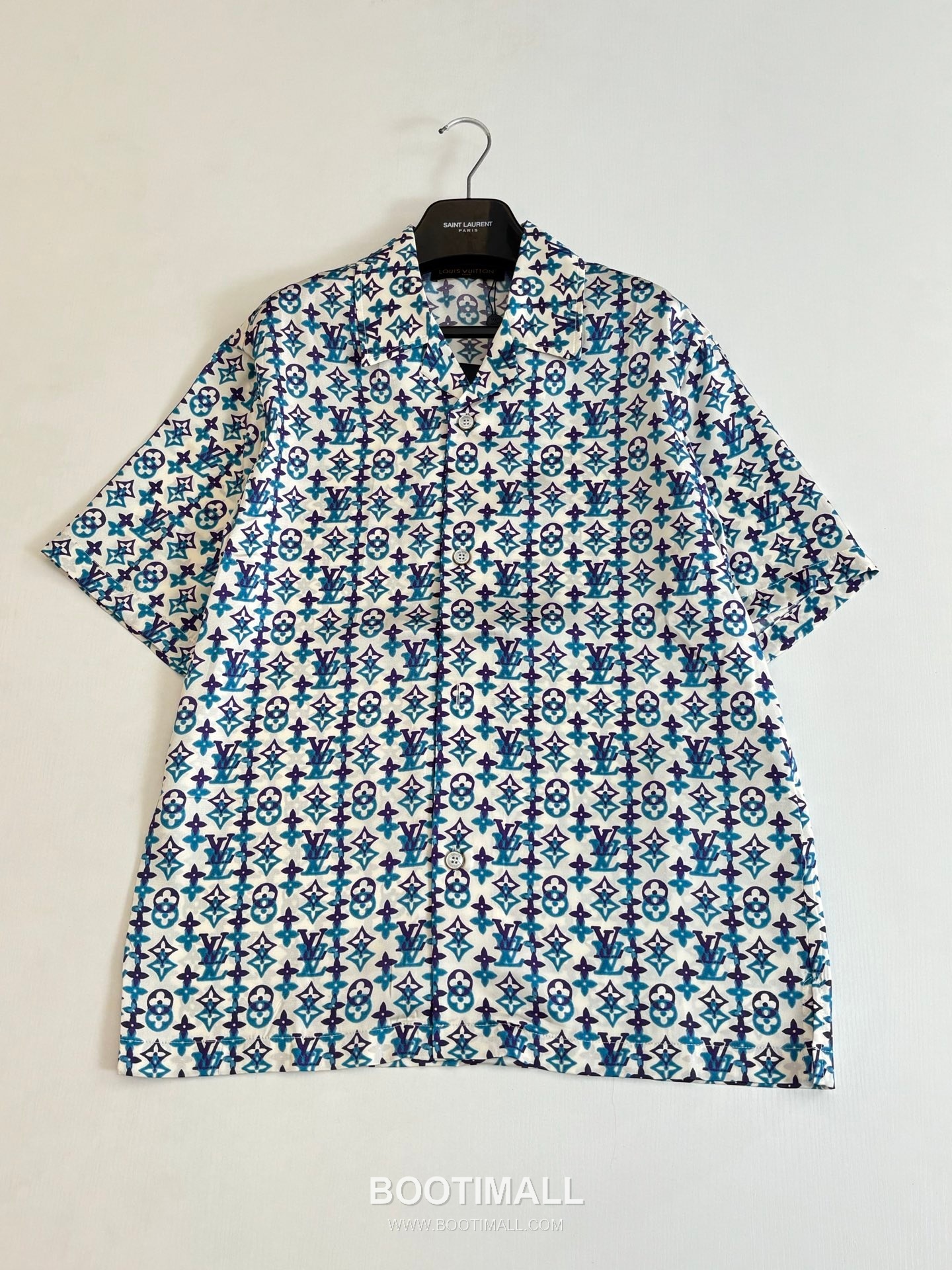 Louis Vuitton SS26 Monogram Overlap Gradient Silk Short Sleeve Shirt 루이비통 SS26 모노그램 오버랩 그라데이션 실크 반팔 셔츠 6