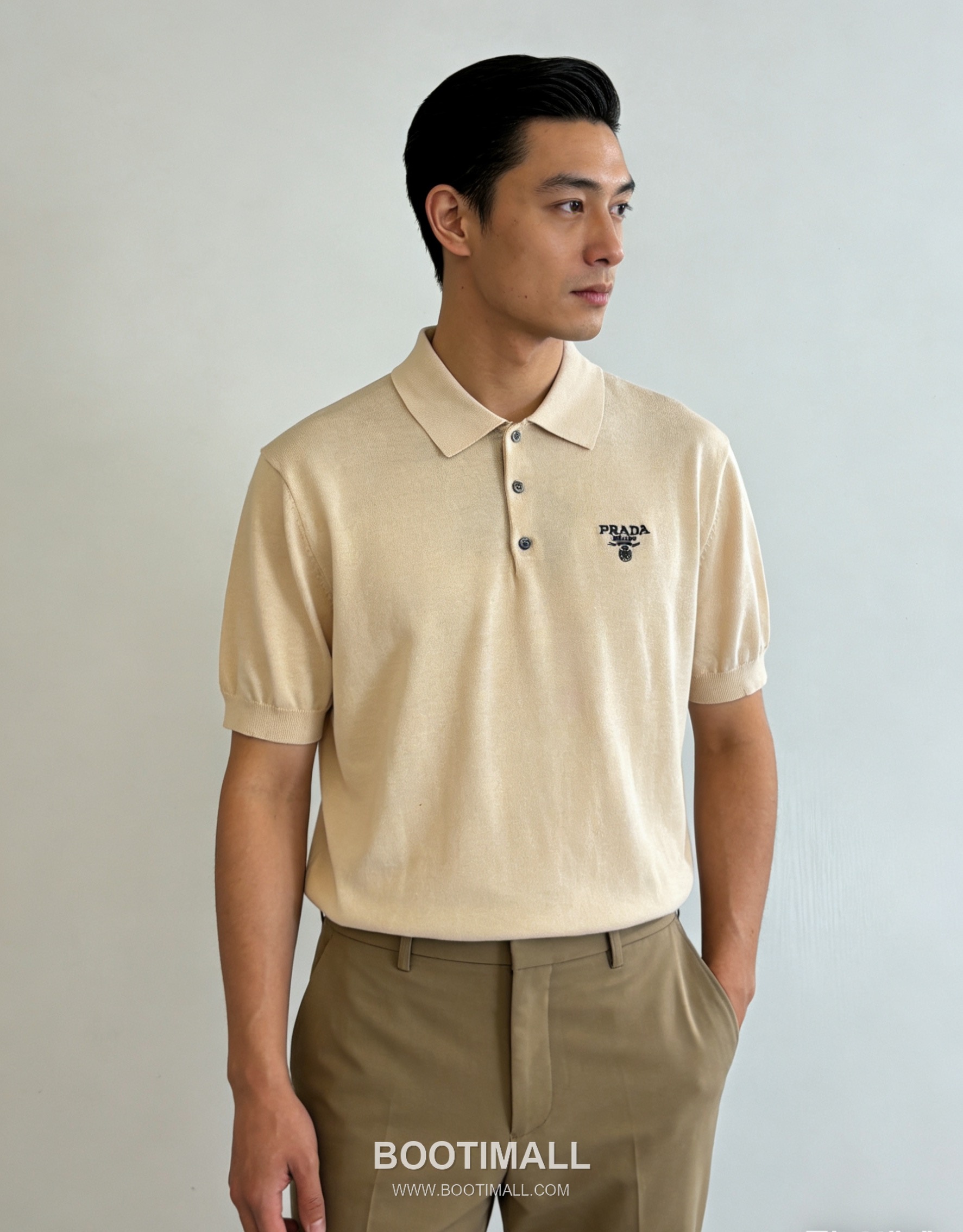 Prada Embroidered Logo Knit Polo Shirt 프라다 자수 로고 니트 폴로 셔츠 2