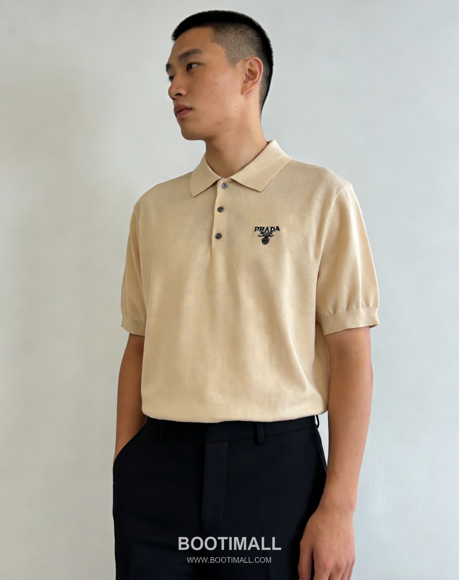 Prada Embroidered Logo Knit Polo Shirt 프라다 자수 로고 니트 폴로 셔츠 4