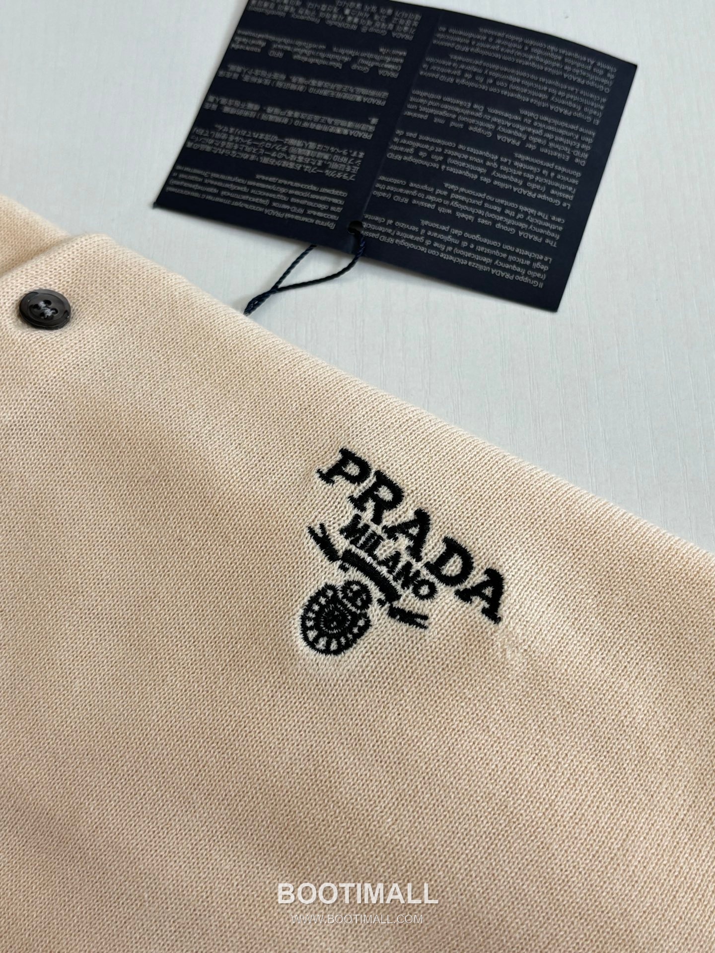 Prada Embroidered Logo Knit Polo Shirt 프라다 자수 로고 니트 폴로 셔츠 12