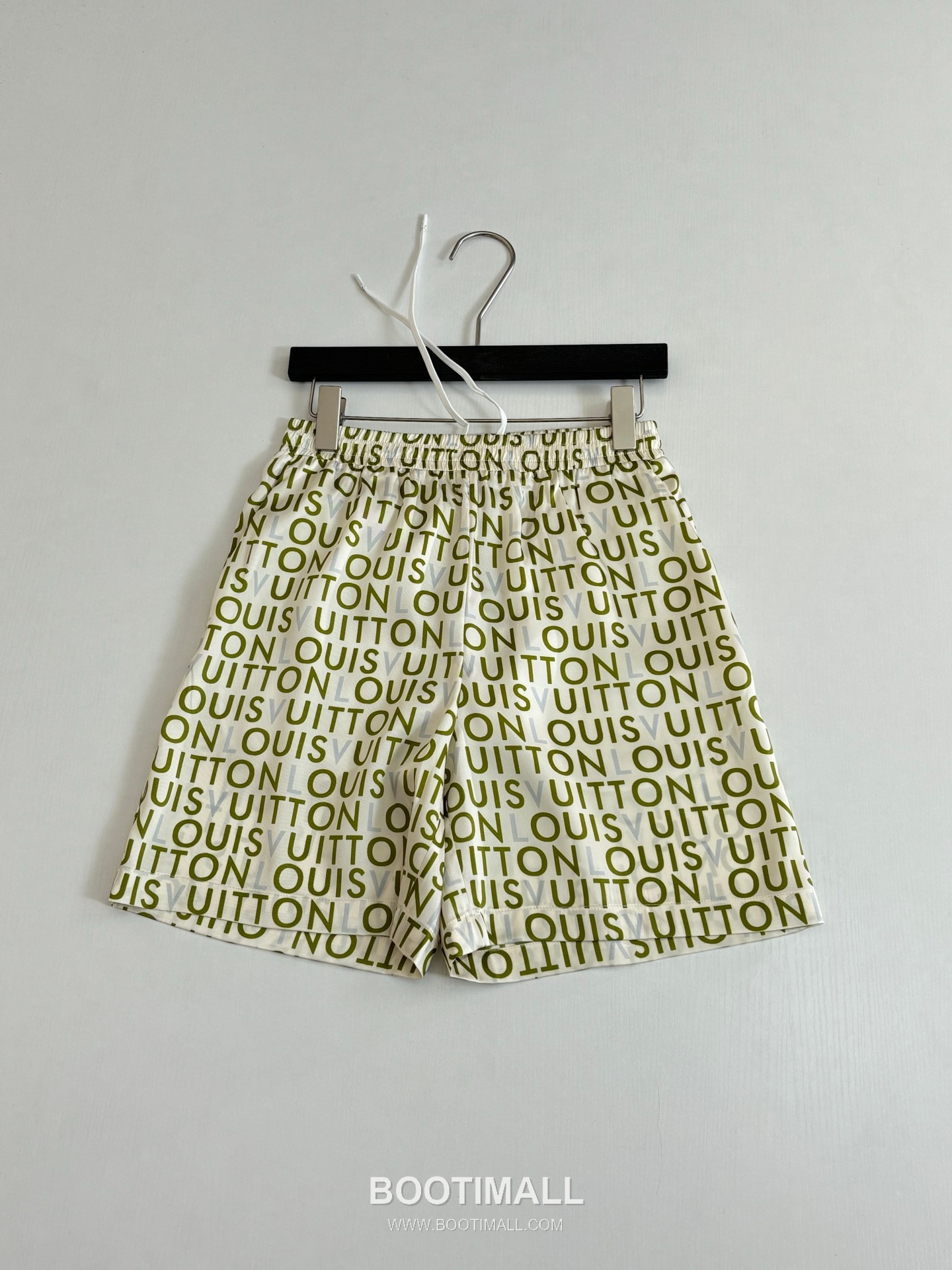 Louis Vuitton Monogram Poplin Casual Shorts 루이비통 모노그램 포플린 캐주얼 쇼츠 3