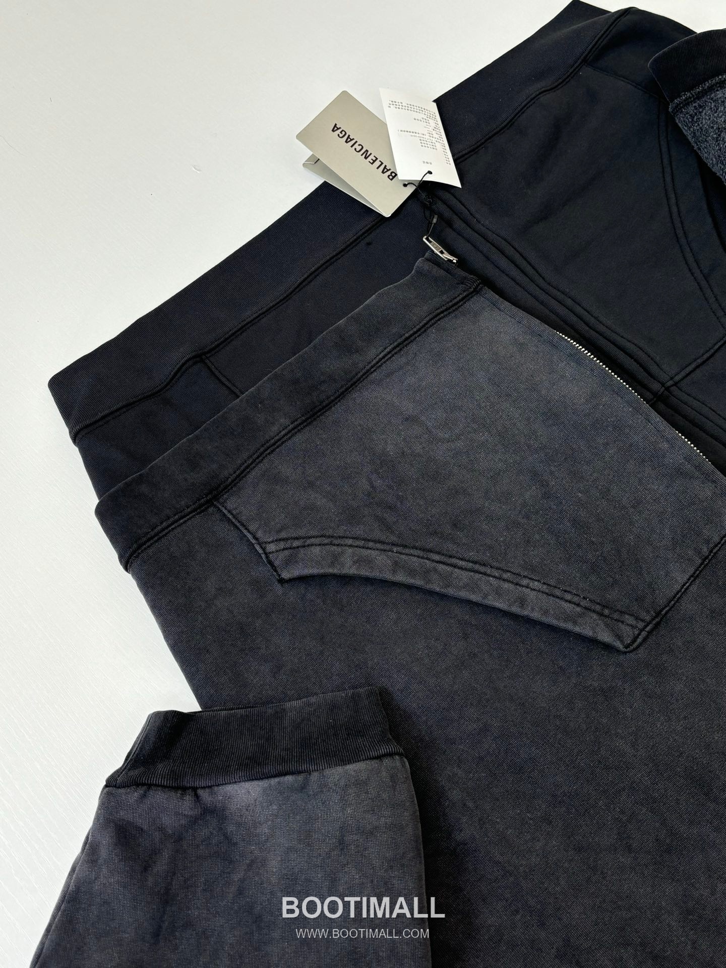 Balenciaga Layered Distressed Double Hoodie 발렌시아가 레이어드 디스트로이드 더블 후디 12