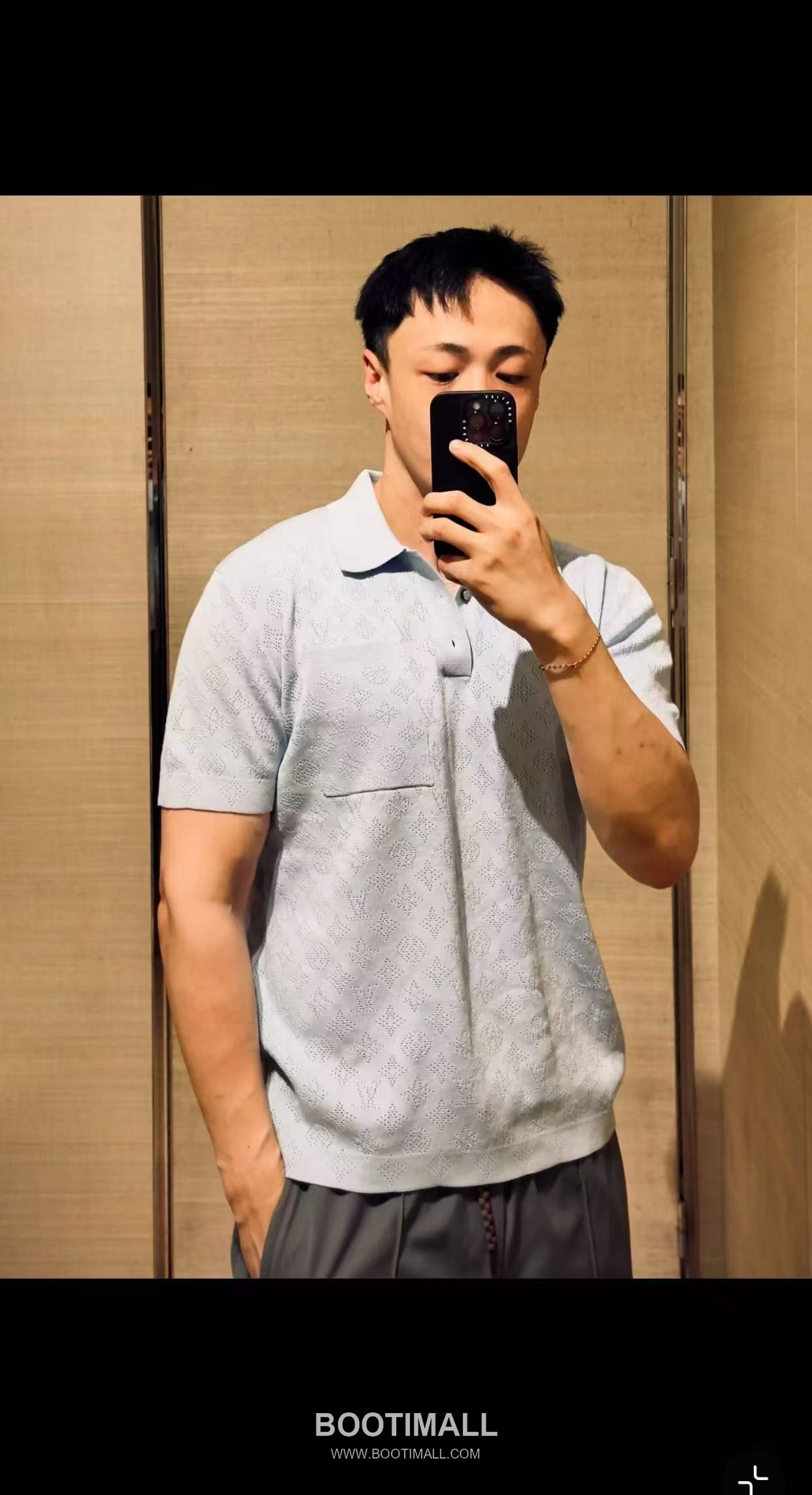 Louis Vuitton Monogram Openwork Knit Polo Shirt 루이비통 모노그램 메쉬 오픈워크 니트 폴로 셔츠 2