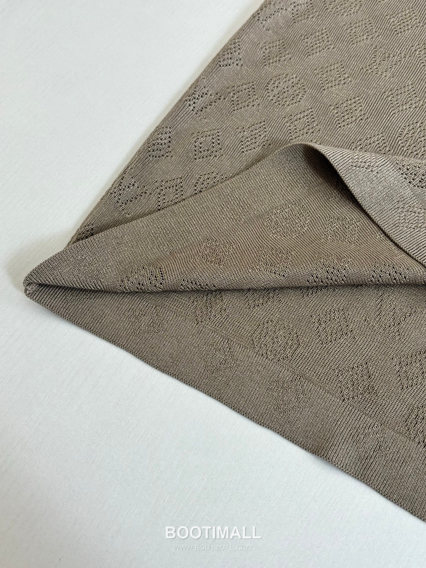 Louis Vuitton Monogram Openwork Knit Polo Shirt 루이비통 모노그램 메쉬 오픈워크 니트 폴로 셔츠 12