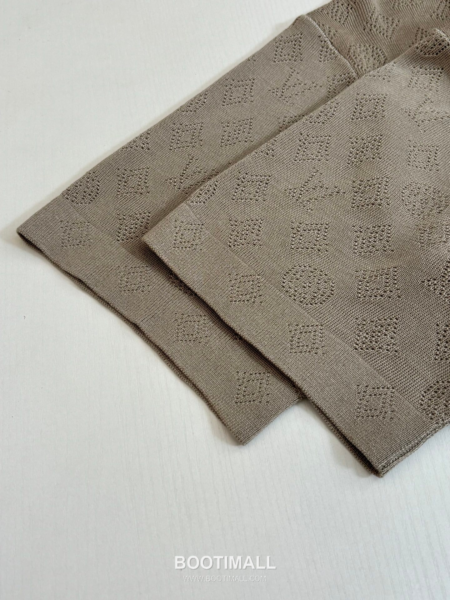 Louis Vuitton Monogram Openwork Knit Polo Shirt 루이비통 모노그램 메쉬 오픈워크 니트 폴로 셔츠 13