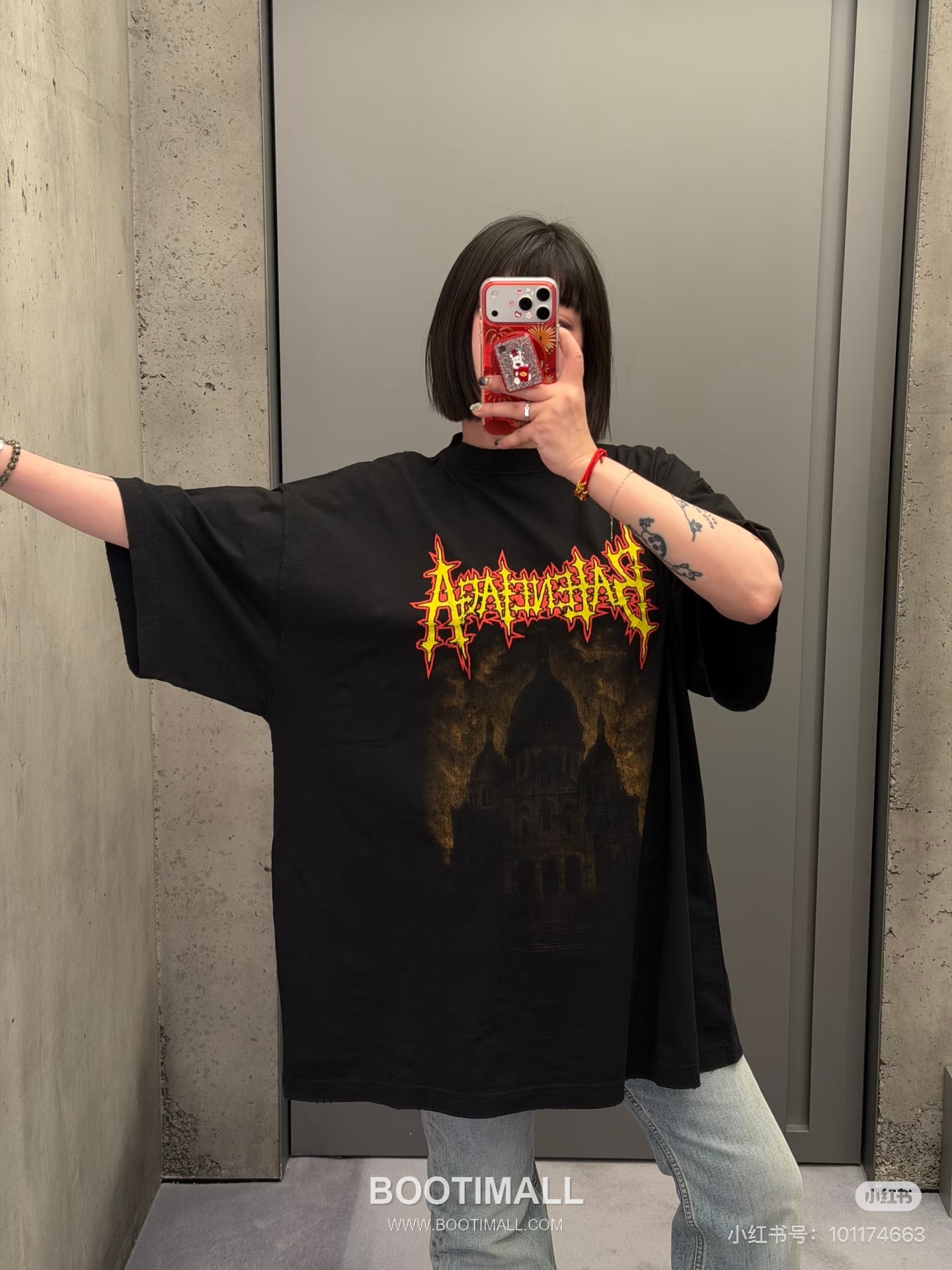 Balenciaga Sacred Heart Flame Print Oversized T-Shirt 발렌시아가 성심 화염 프린트 오버사이즈 반팔 티셔츠 1