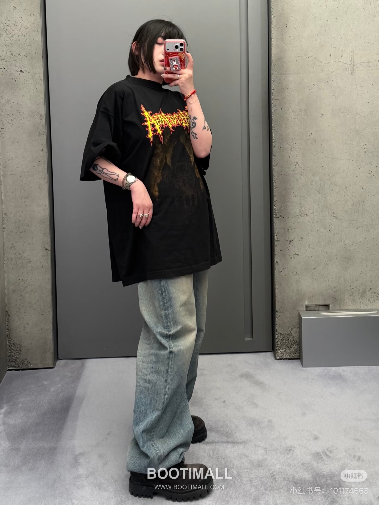 Balenciaga Sacred Heart Flame Print Oversized T-Shirt 발렌시아가 성심 화염 프린트 오버사이즈 반팔 티셔츠 2