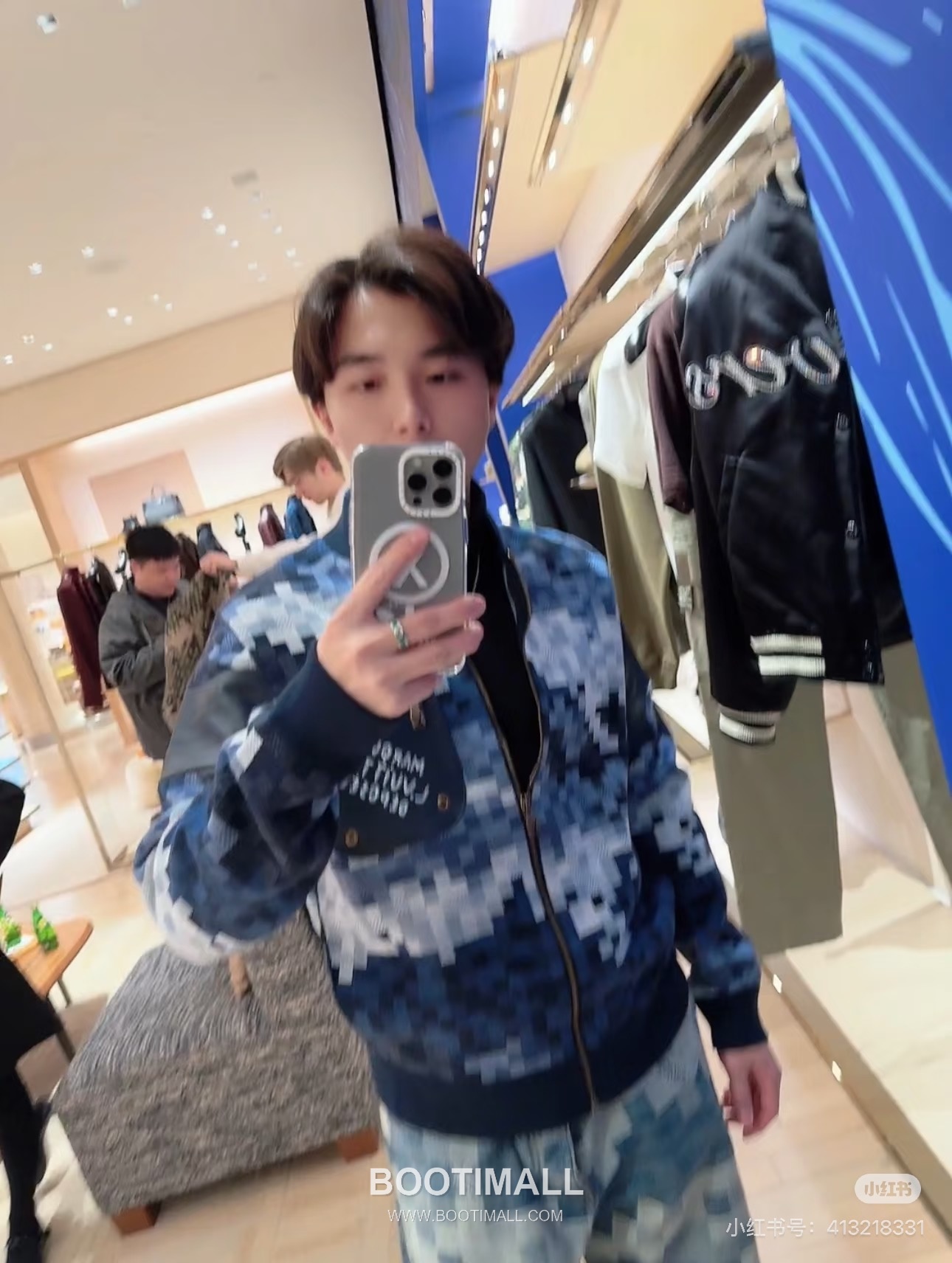 Louis Vuitton Pixel Damier Jacquard Knit Zip Jacket 루이비통 픽셀 다미에 자카드 니트 집업 재킷 2