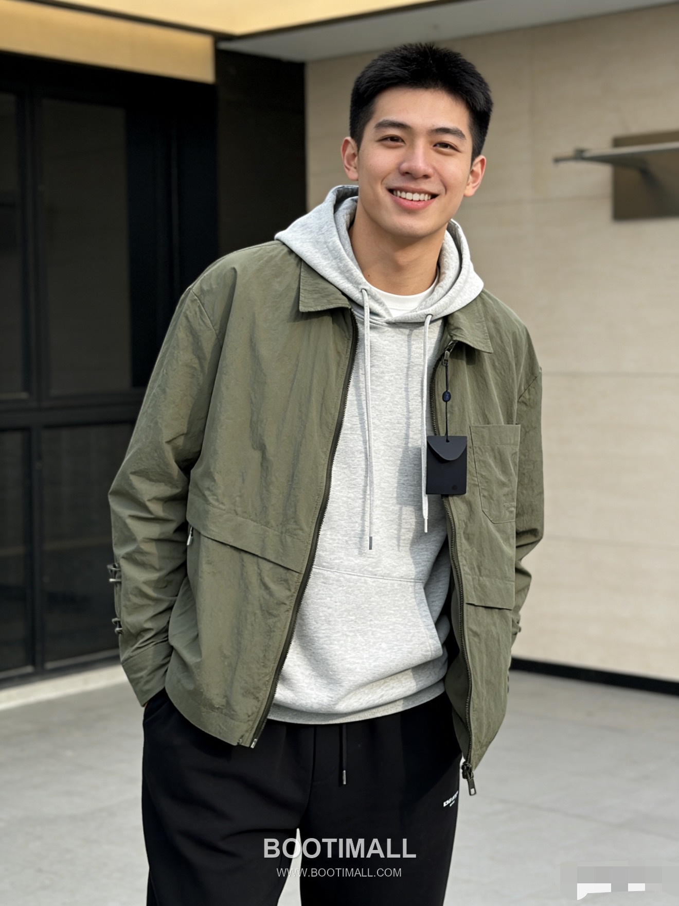 Louis Vuitton Utility Olive Nylon Zip Jacket 루이비통 올리브 기능성 나일론 집업 재킷 3