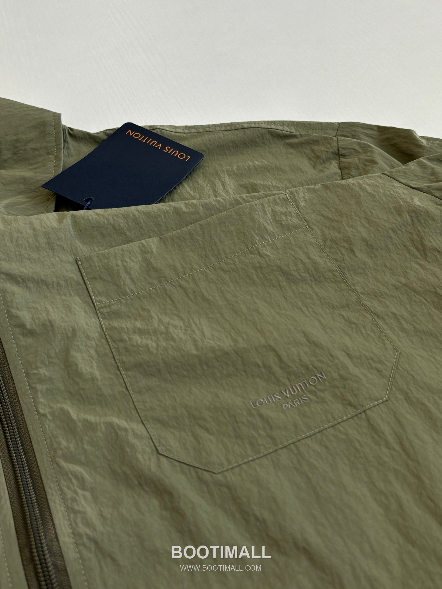 Louis Vuitton Utility Olive Nylon Zip Jacket 루이비통 올리브 기능성 나일론 집업 재킷 9