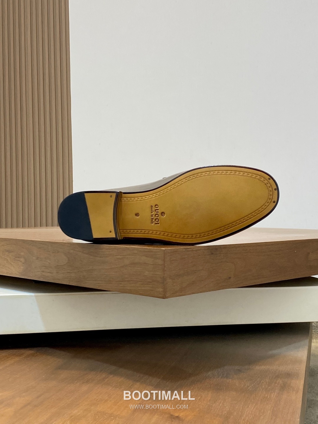 Gucci Leather Low Top Sneakers 구찌 레더 로우탑 로퍼 9