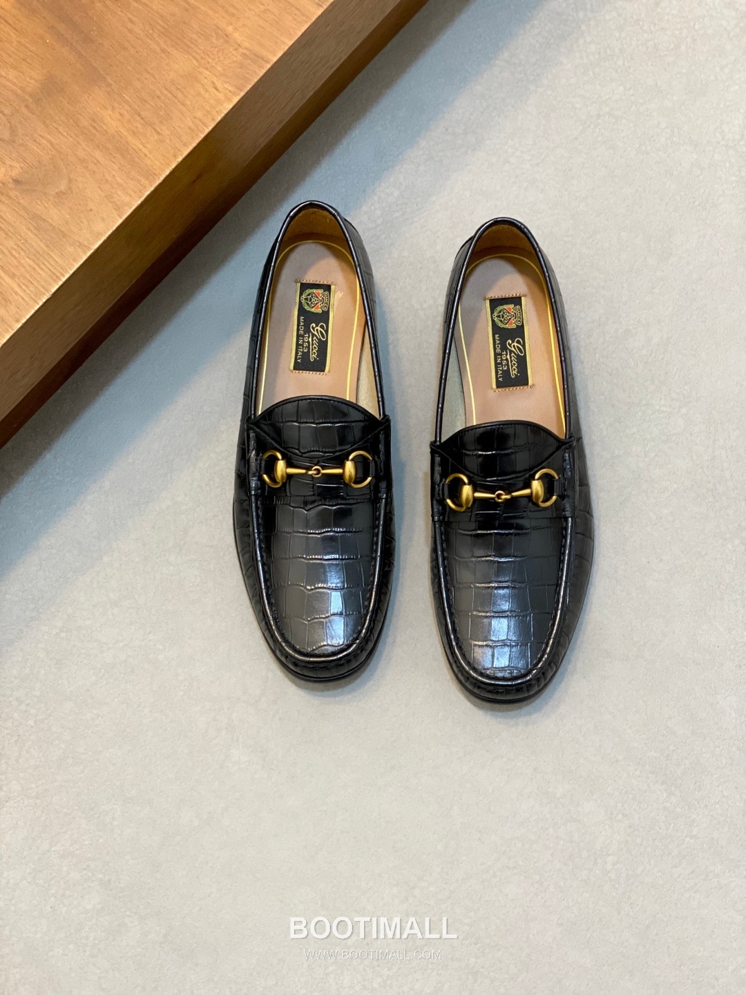 Gucci Leather Low Top Sneakers 구찌 레더 로우탑 로퍼 1