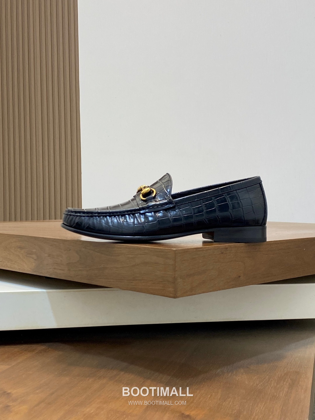 Gucci Leather Low Top Sneakers 구찌 레더 로우탑 로퍼 2